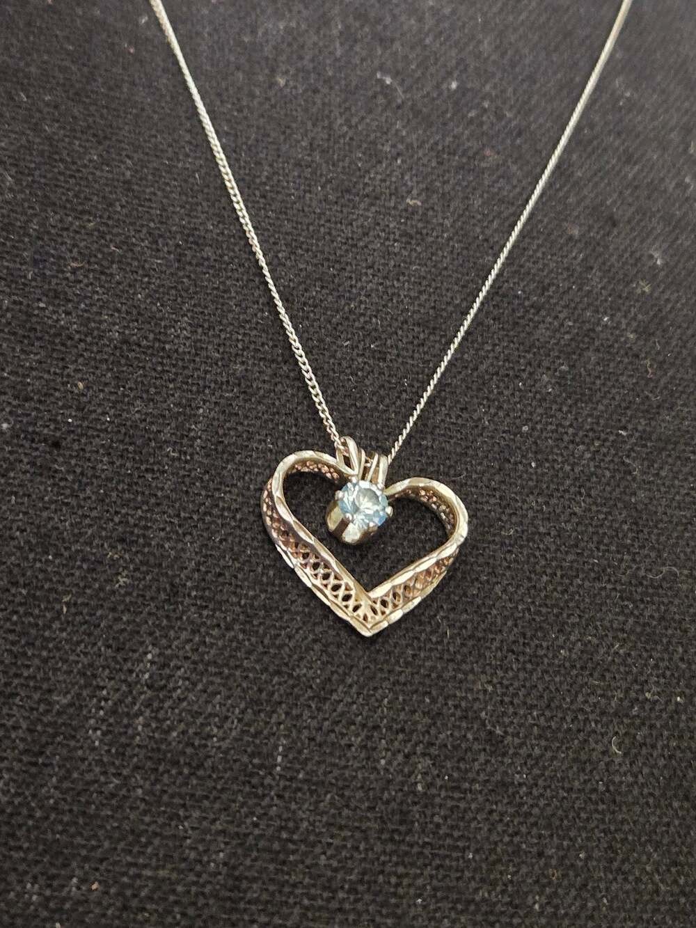 Silver Tone Filigree Heart Necklace with Blue Solitaire Stone untested