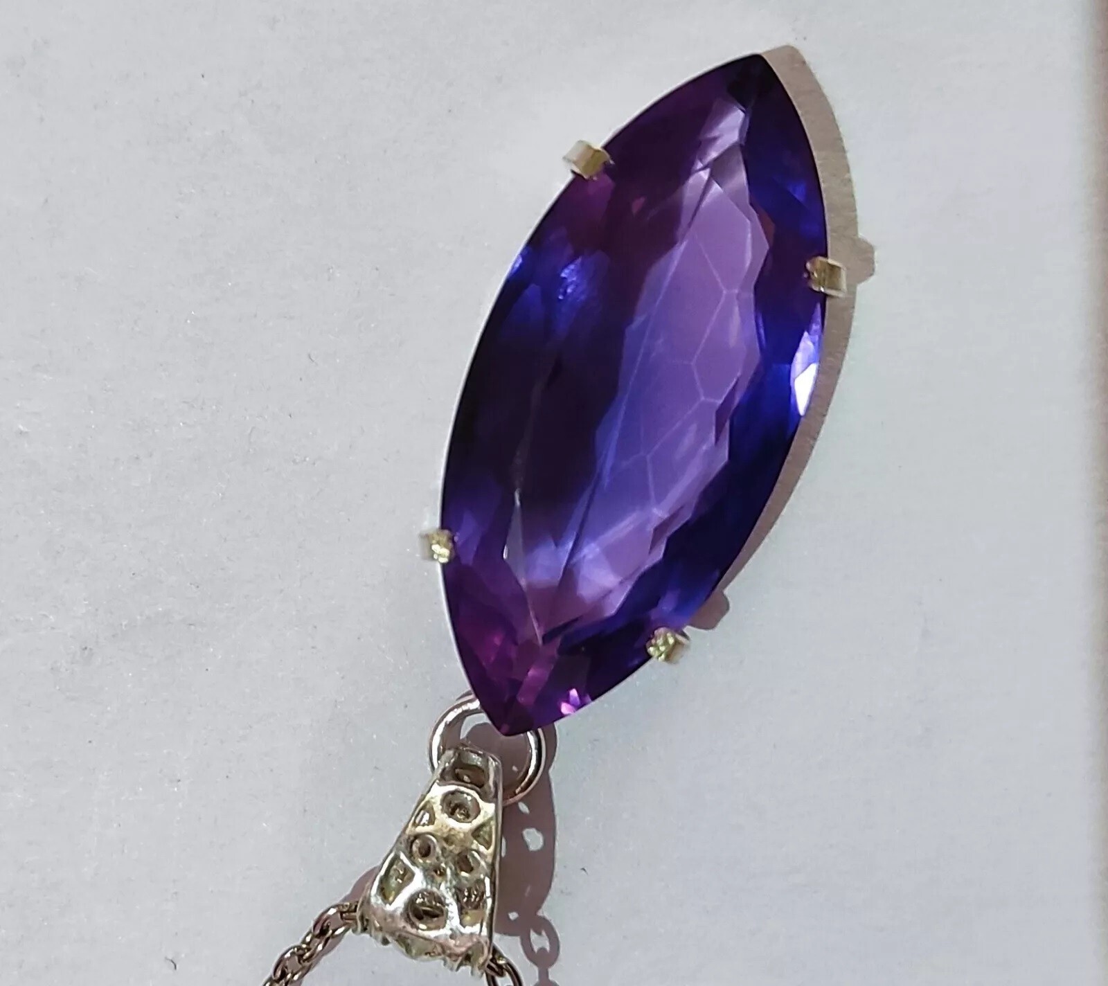 Natural 36.40 CT Color Change Alexandrite Certified Gemstone Pendant 925 Silver