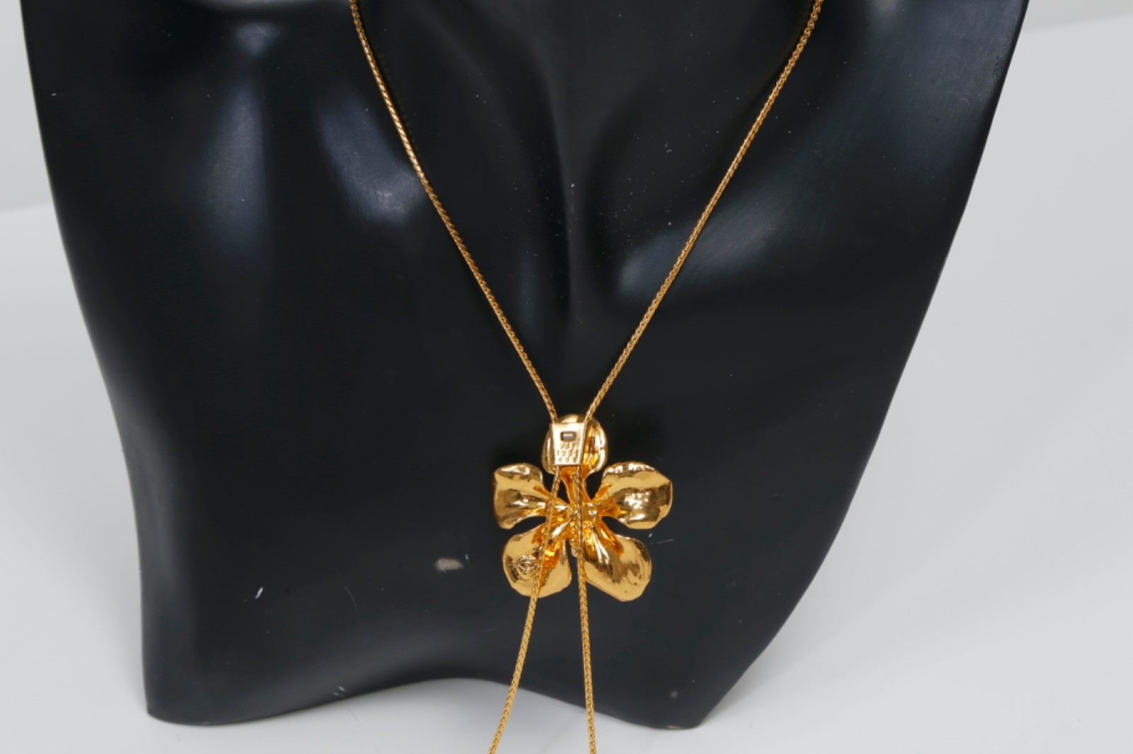 RISIS 24K Gold Palladium Plated Natural Orchid Slider Lariat Bolo Necklace Box