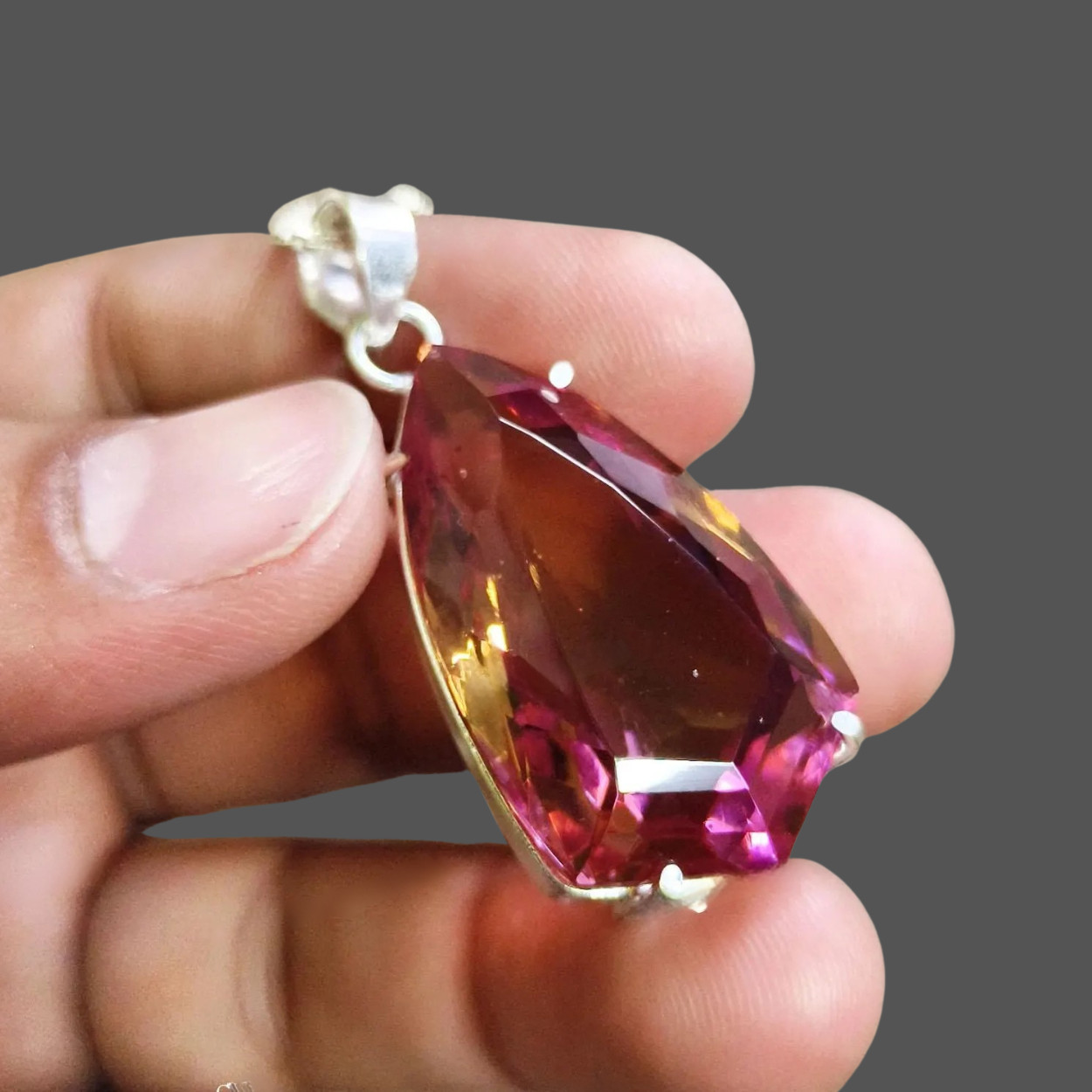 70Ct Color Change Alexandrite Pendant Lab Created German Silver Necklace