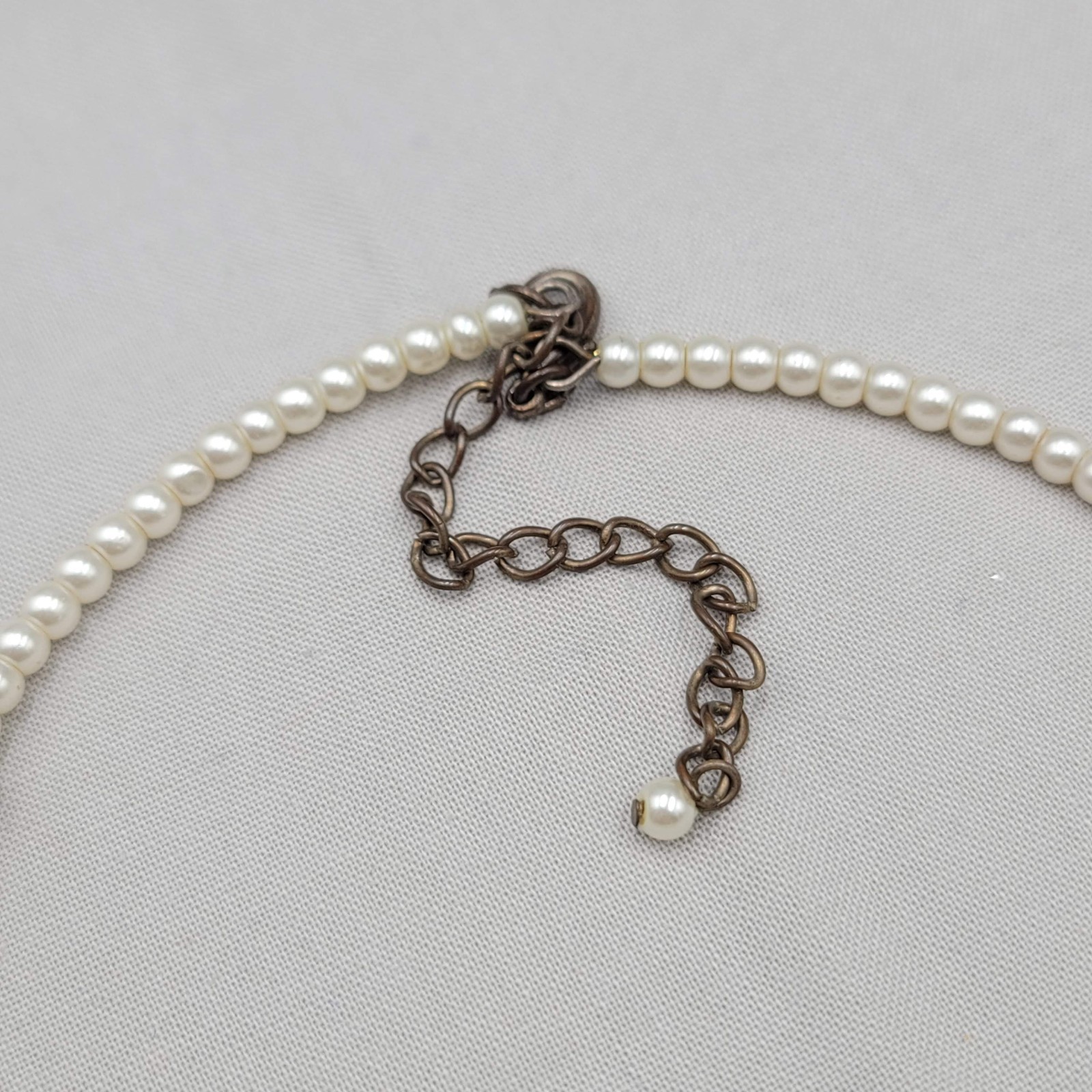 White Bead Collar Chocker Necklace Adj 12″+