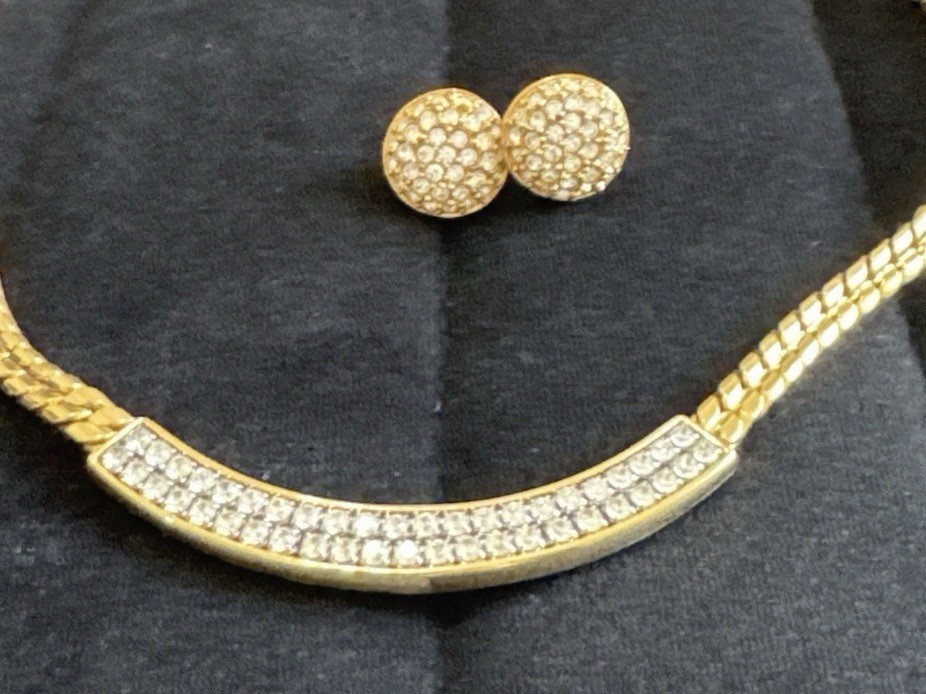 Vtg Swarovski FREE SHIP Signed SA Crystals Gold Tone Choker Necklace Earrings!!