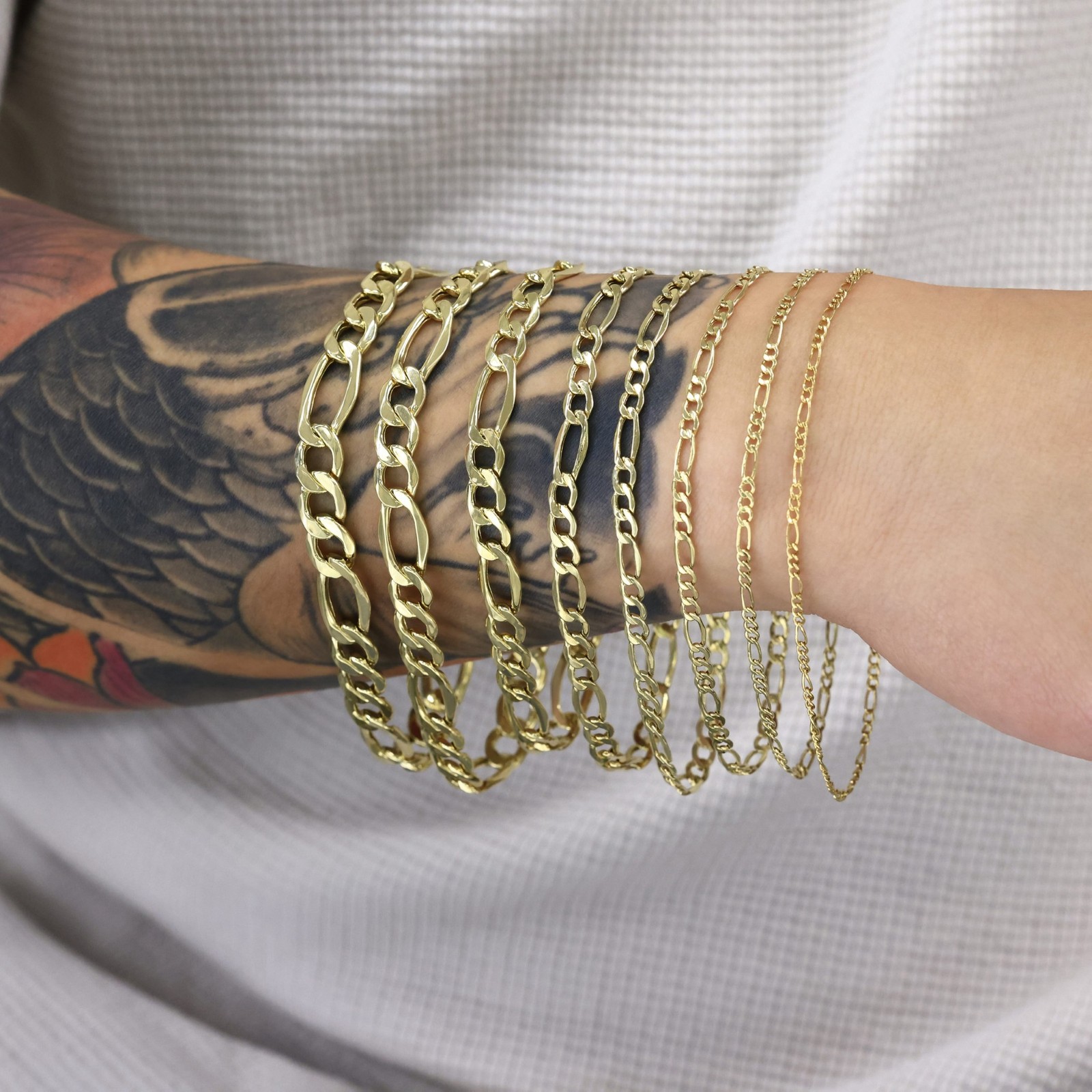 10K Yellow Gold 2mm-9mm Italian Figaro Chain Link Bracelet Mens Women 7″ 8″ 9″