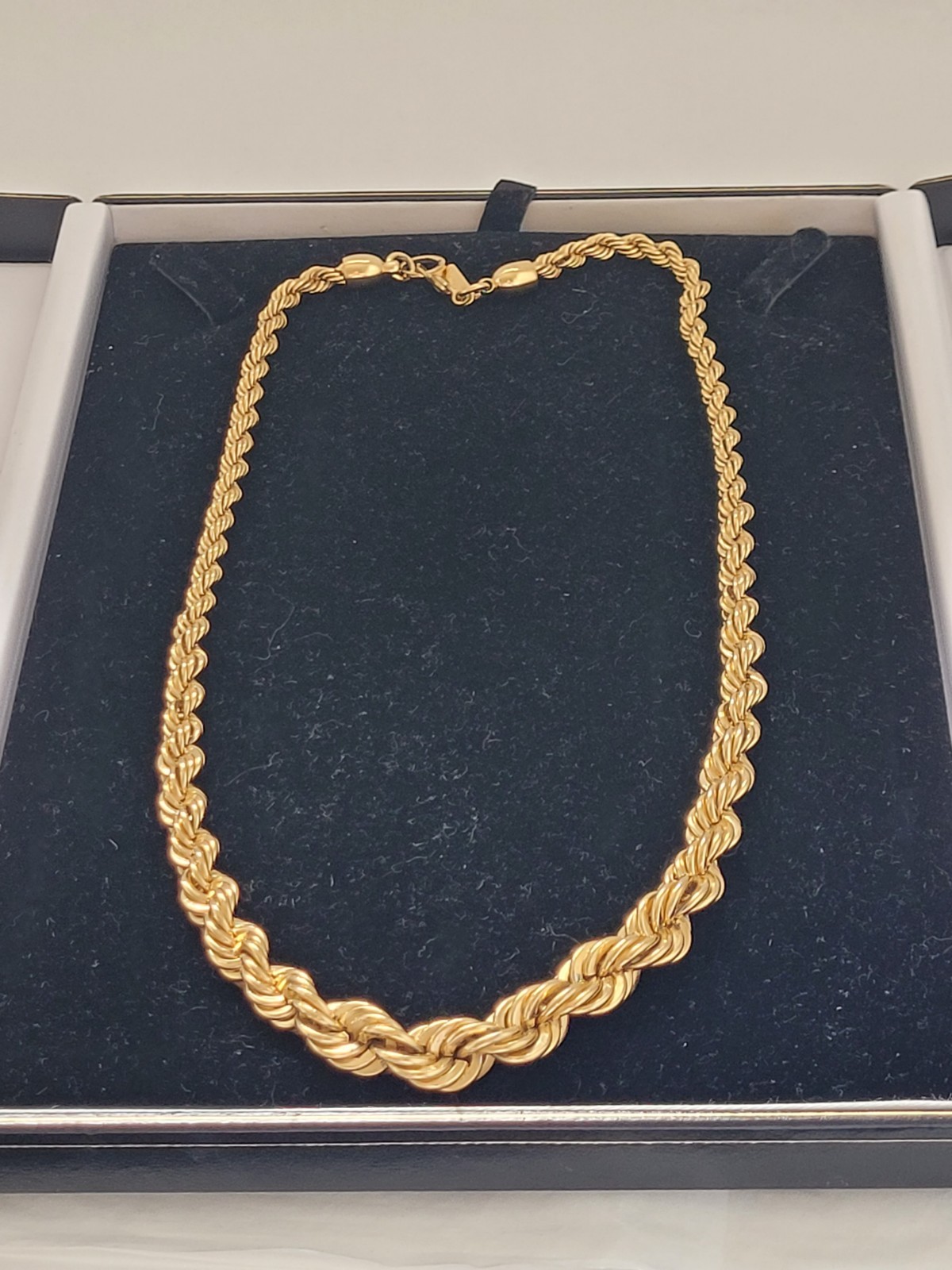 Vintage Monet Graduated Heavy Twist Rope Chain Necklace