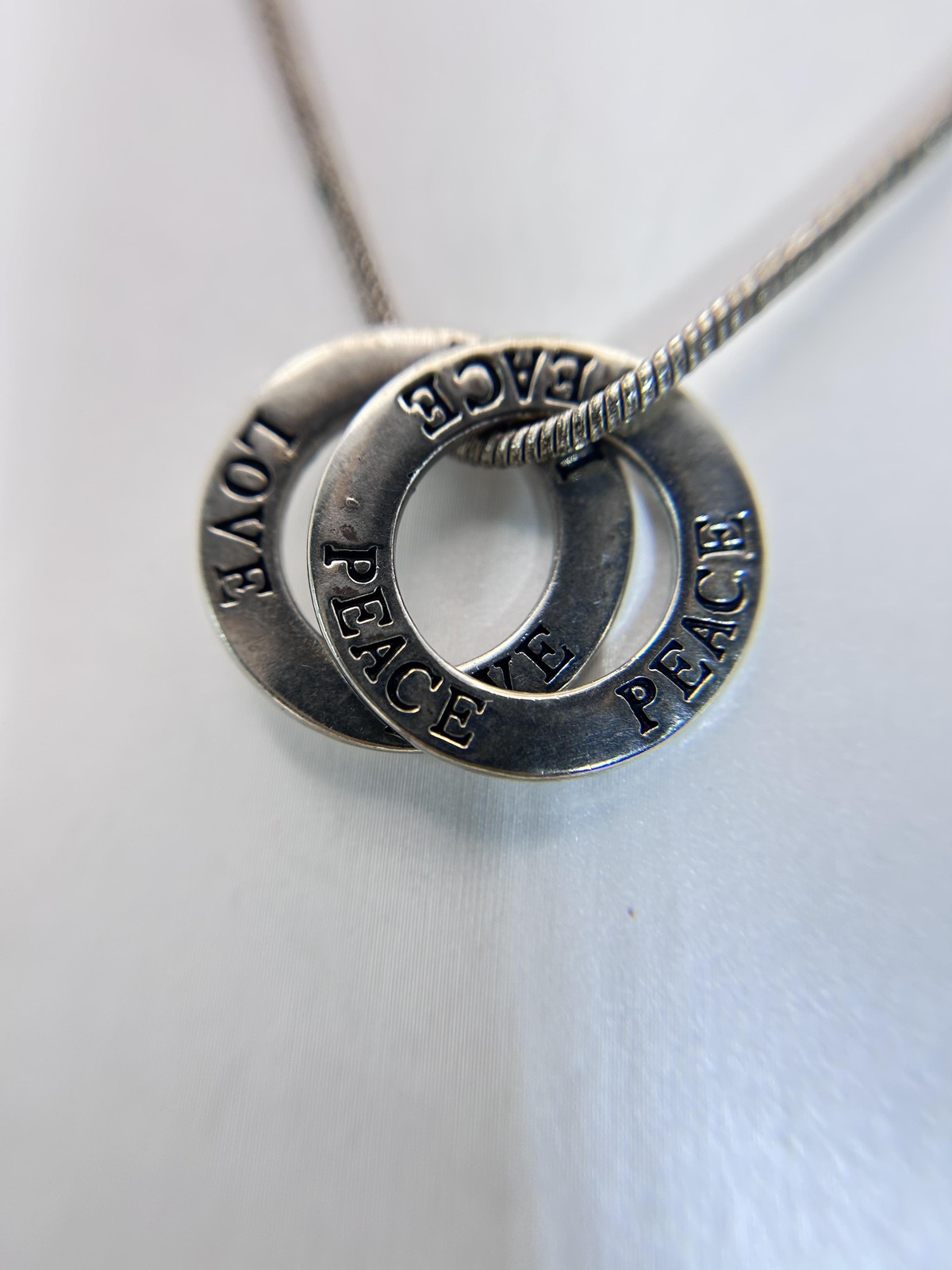 Necklace Silver Love Peace Interlocking Ring Pendant Chain Lobster 18 In
