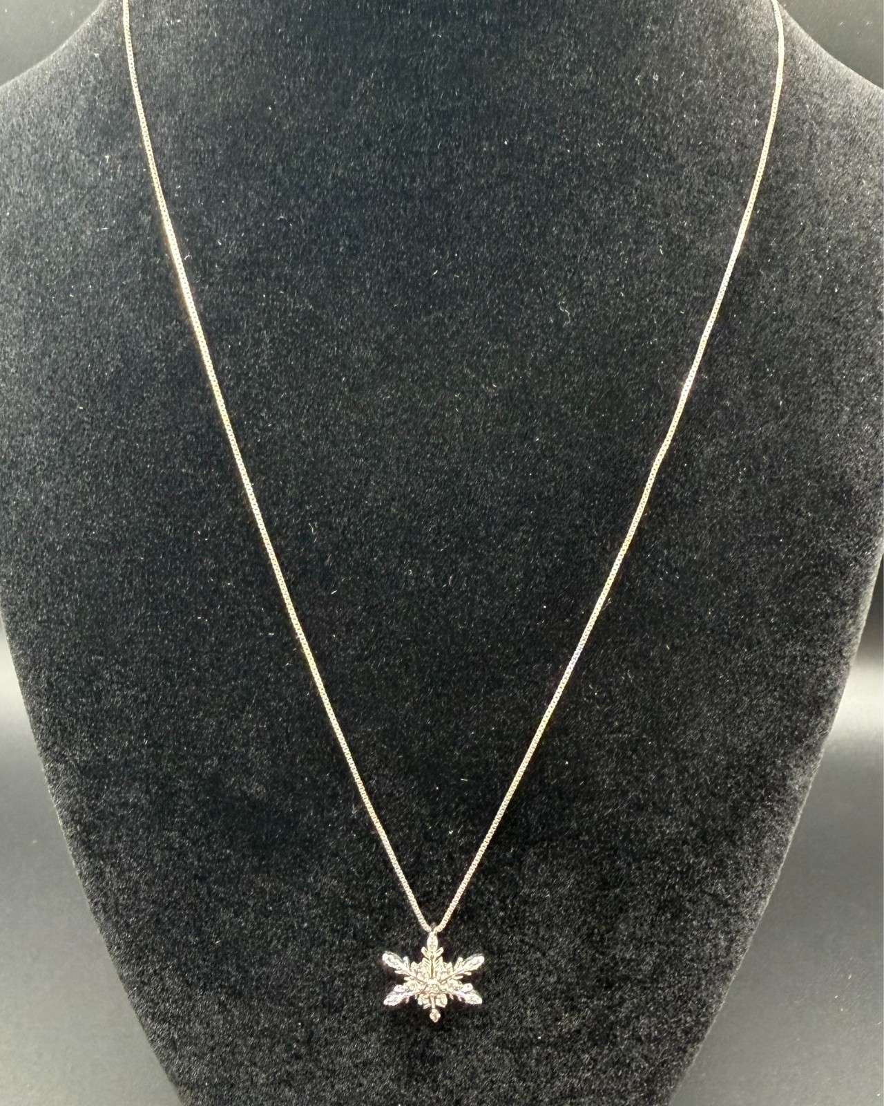 Sterling Silver Snowflake Necklace 925 Cubic Zirconia Winter Holiday Pendant 18″