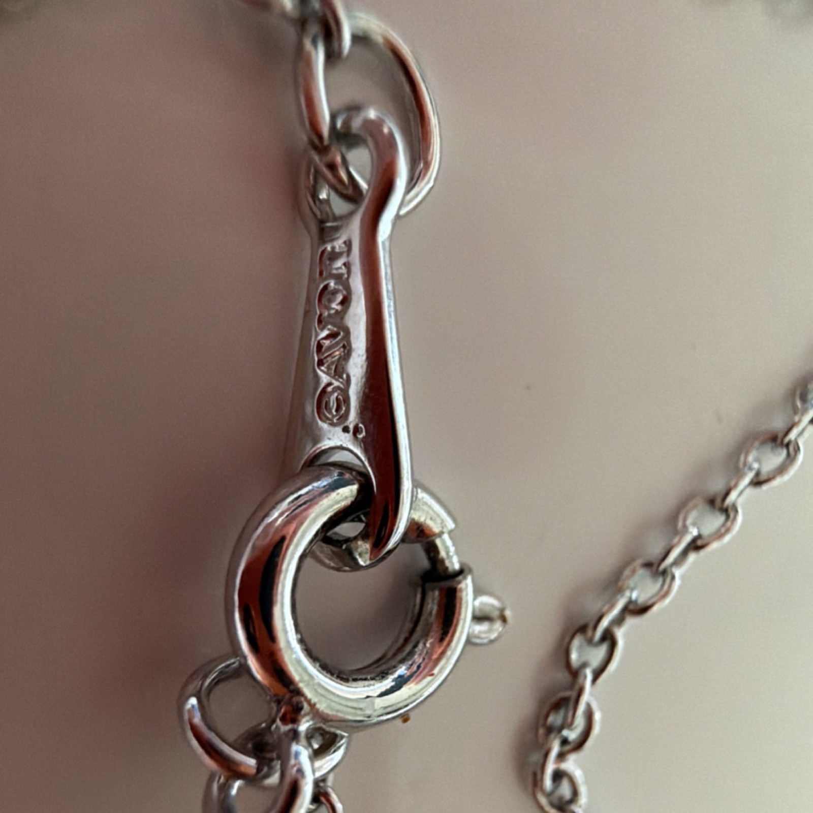 A one Silver Tone Snowflake Charm Pendant Necklace Cable Chain Spring Ring 18in