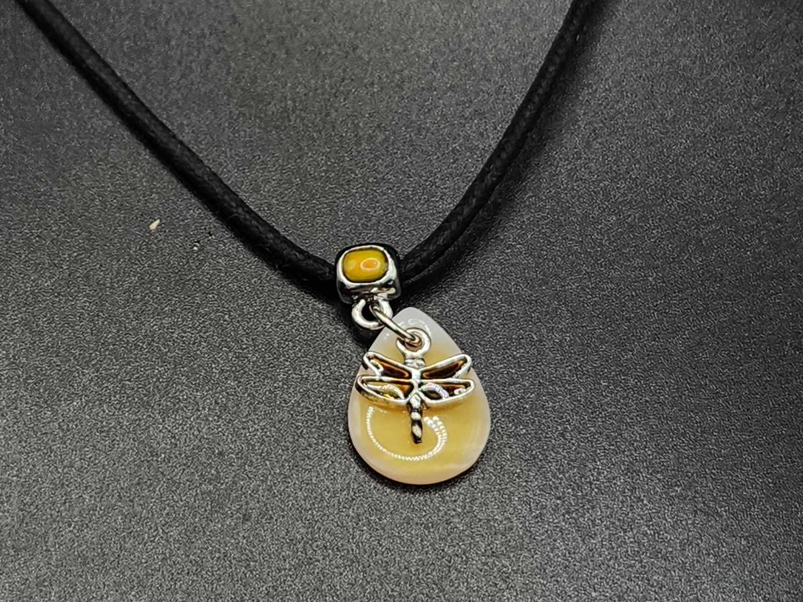 #0334 – Dragonfly Mood Pendant Choker Necklace Color Changing 16″ + 2″ Extender