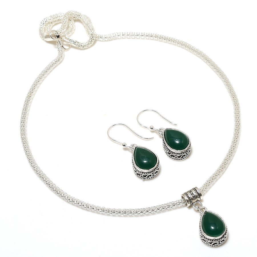 Green Onyx 925 Silver Plated Handmade Necklace & Earrings Set of 18″