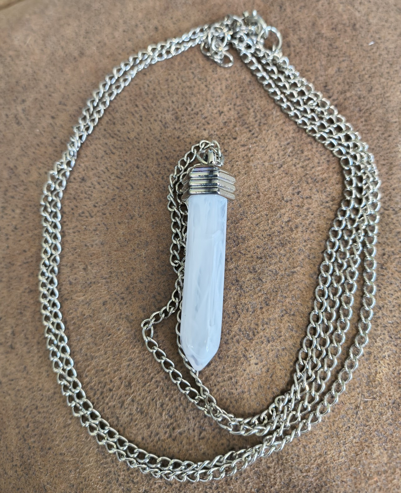 Silver Tone Metal Round Link Chain Necklace White Point Charm Pendant Wire Wrap