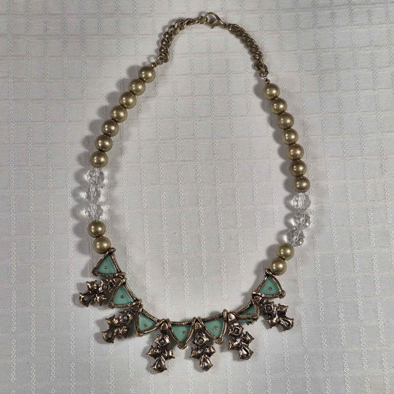 vintage ornate rhinestone and acrylic linked antiqued brass tone necklace