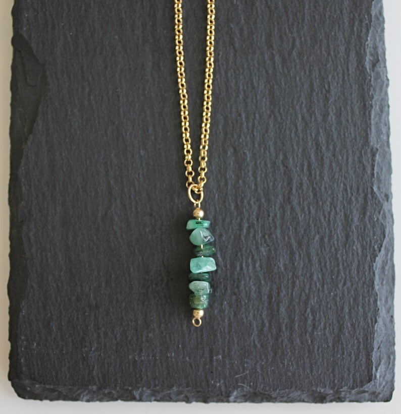 Delicate Emerald Smooth Uncut Chips Gemstone Beads May Birthstone Necklaces 18”
