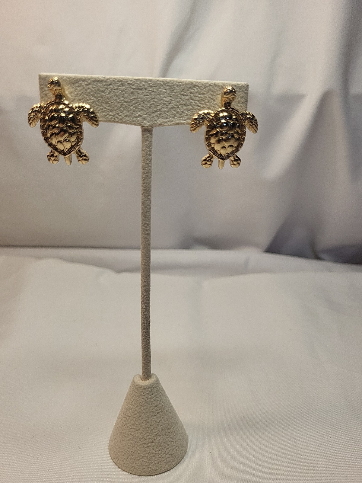 Gold Tone Turtle Stud Earrings 2.5cm