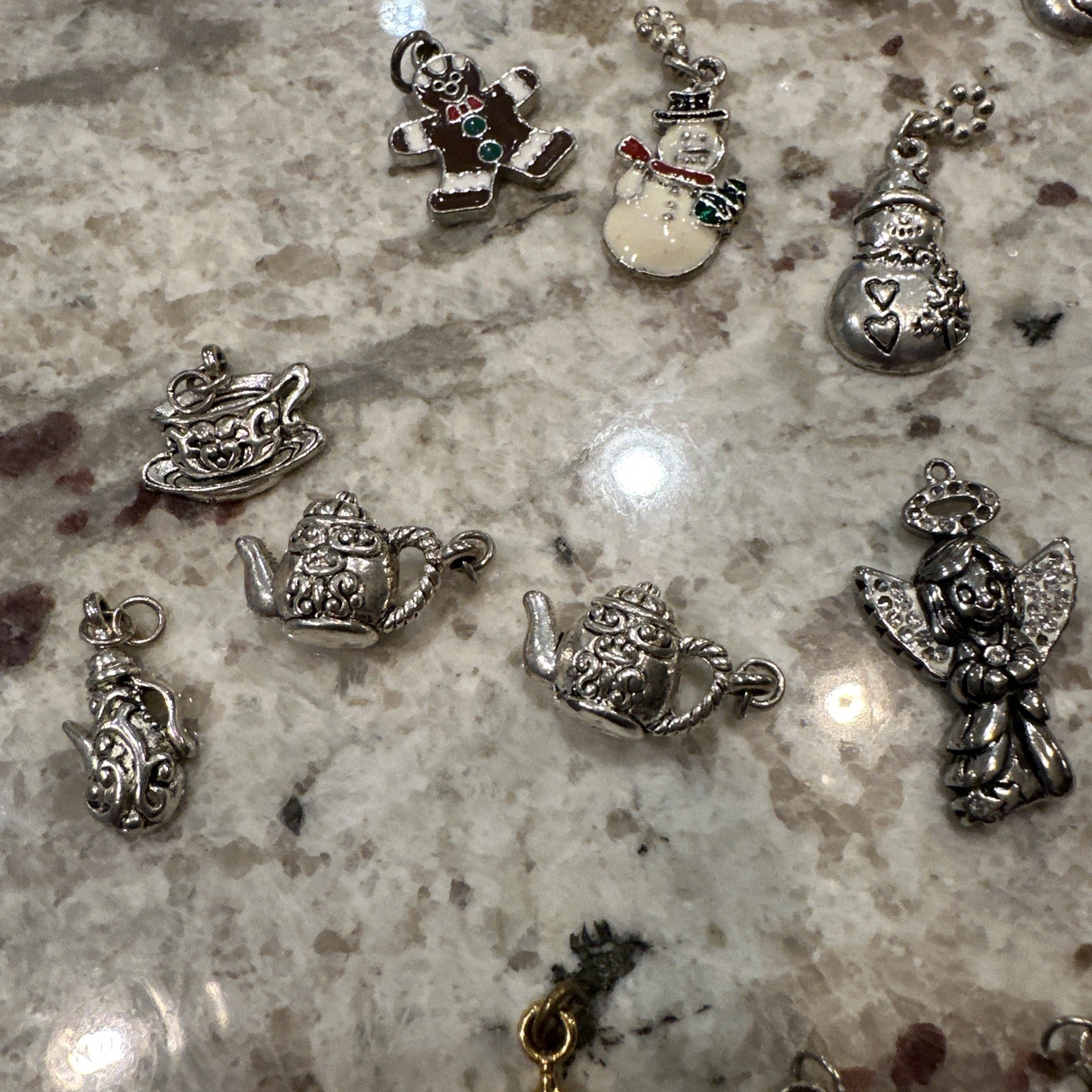 Pendant Charm Jewelry Lot Mix Metals MOP 14 Kt Gf Locket Art Glass Pendants
