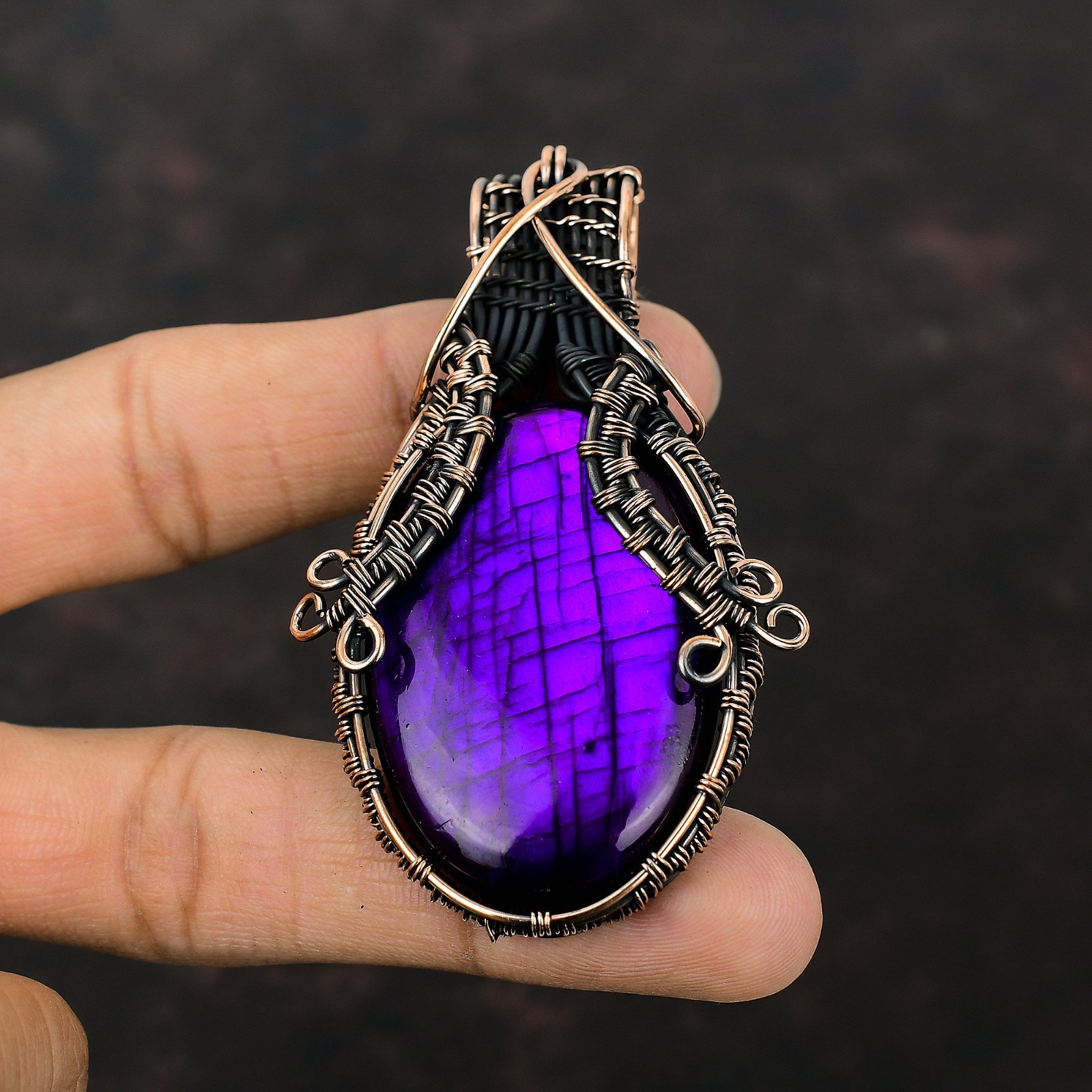 Oval Natural Purple Fire Labradorite Wedding Wire Wrapped Pendant Jewelry Copper