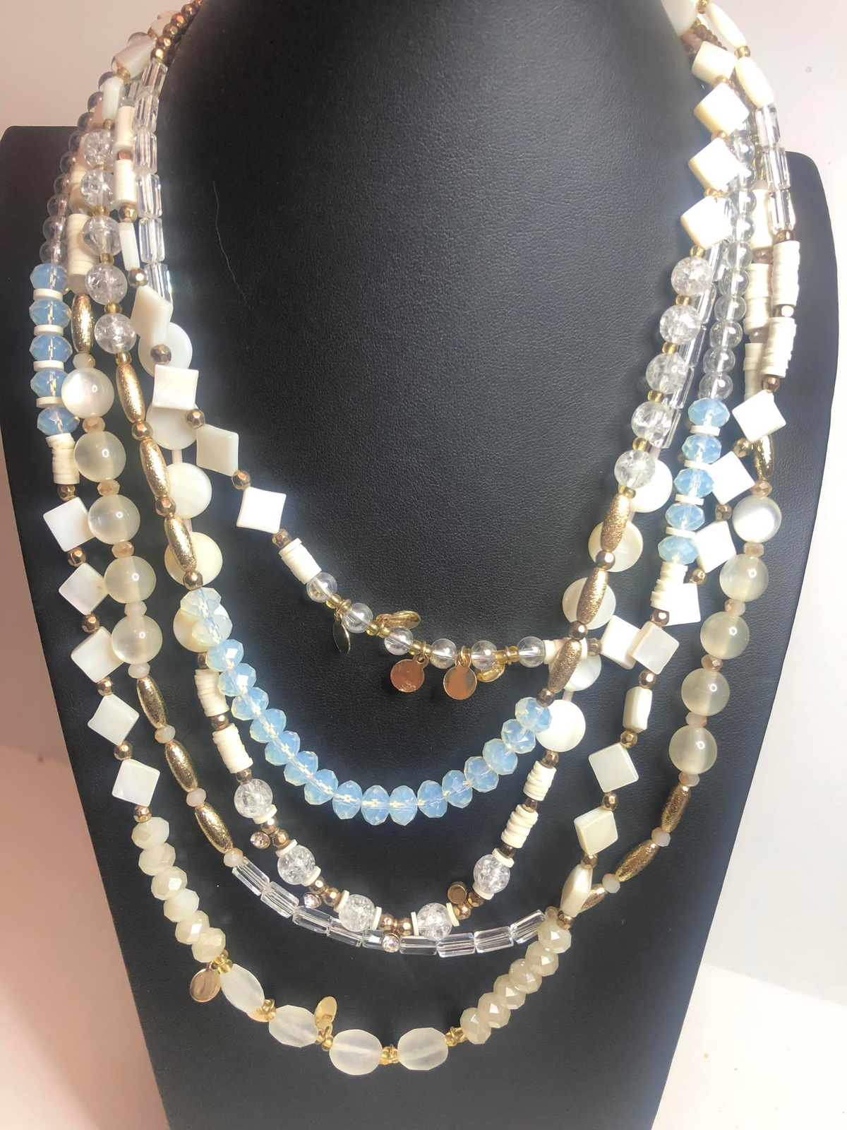 3792 INC International concepts stunning goldtone white bead Layer necklace 22″
