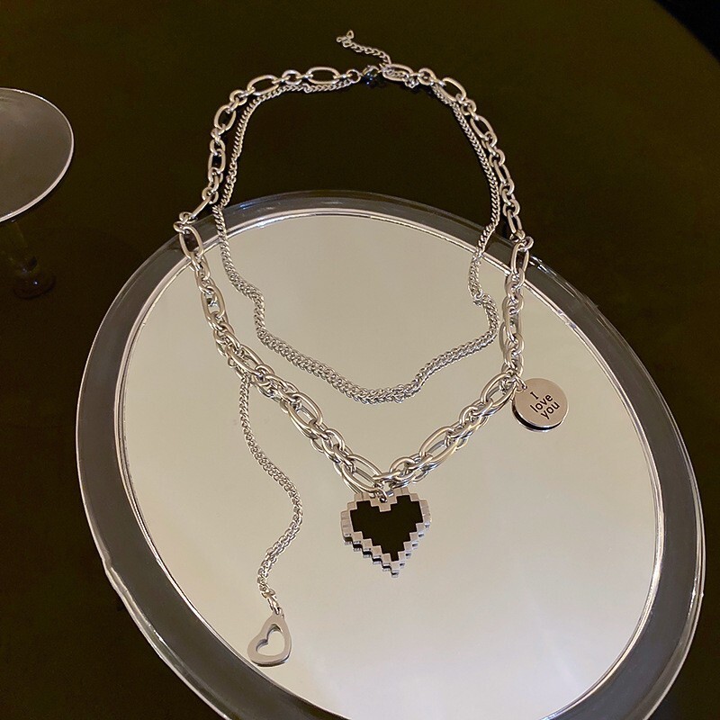 Titanium Steel Circle Letter Necklace Heart Chain Necklace Everyday Wear HN1696