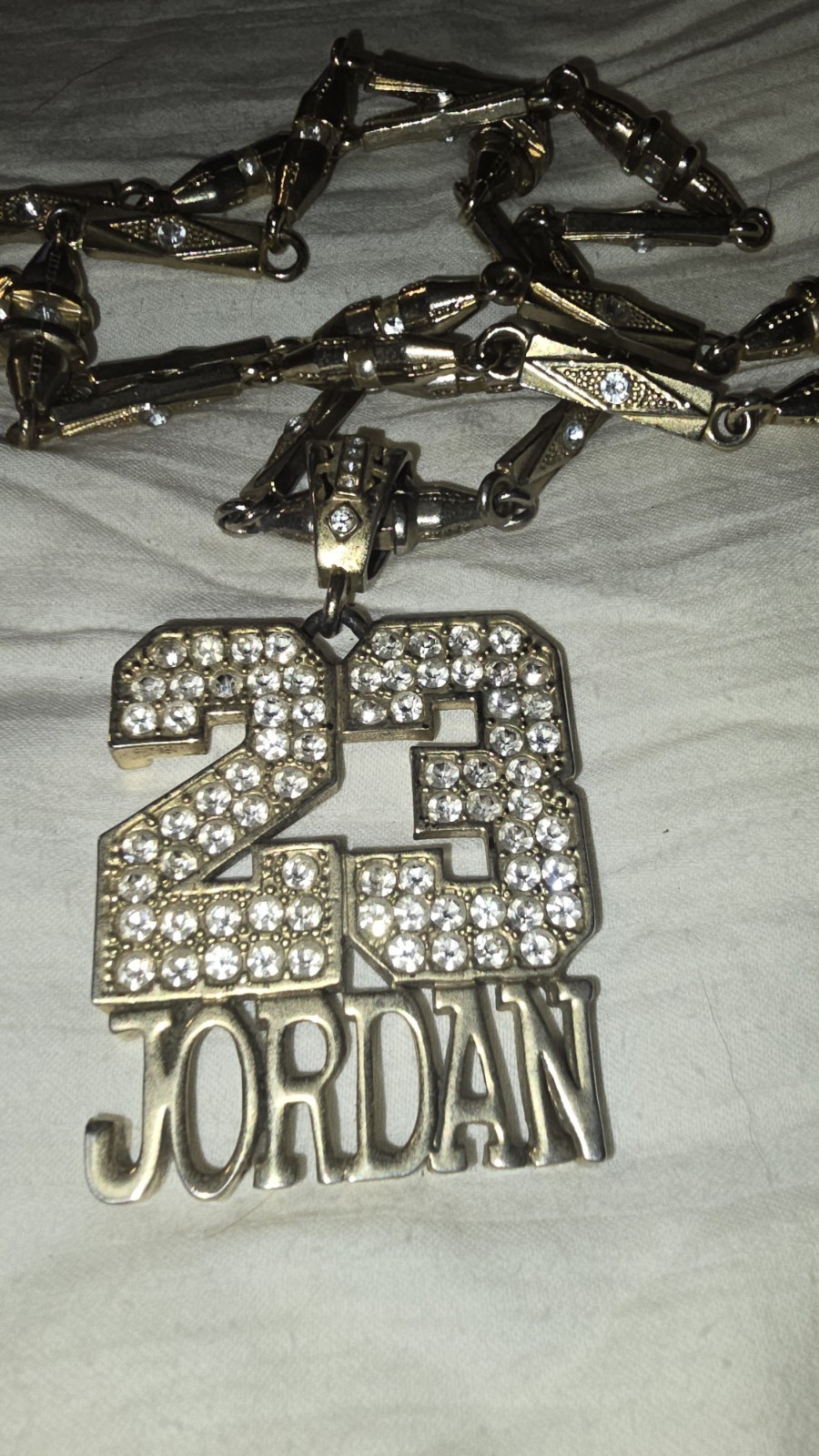 Men’s Heavy 9.2 oz Iced Out 23 Jordan Pendant Necklace 36″ Unique Chain