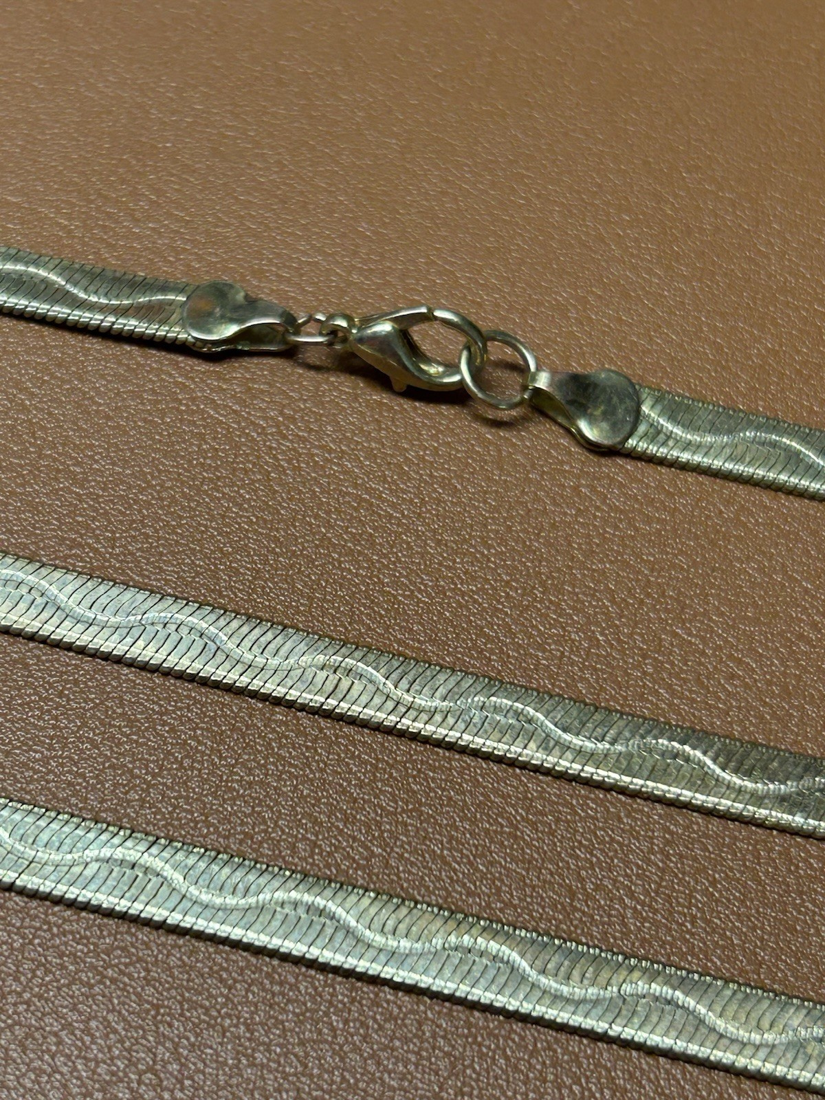 GOLD TONE HERRINGBONE NECKLACE – 18” And Bracelet 7” Metal Unknown
