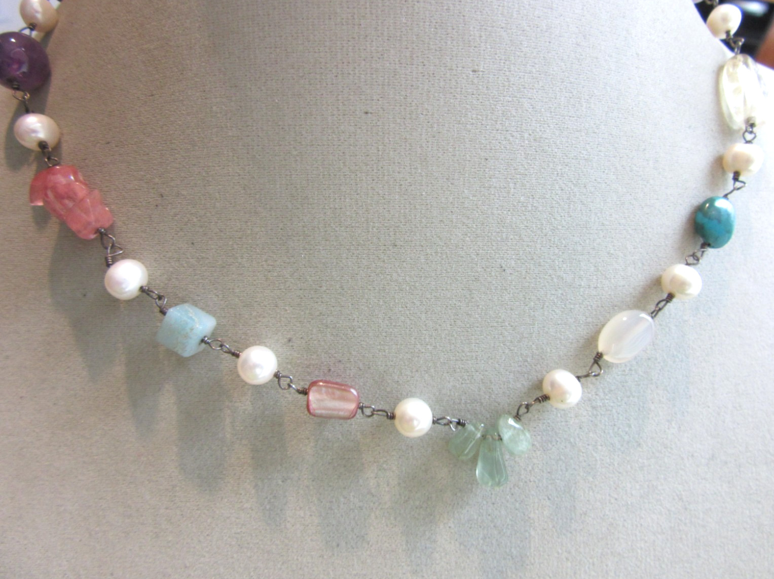 Multi colored semi-precious stones chain necklace -17″ long