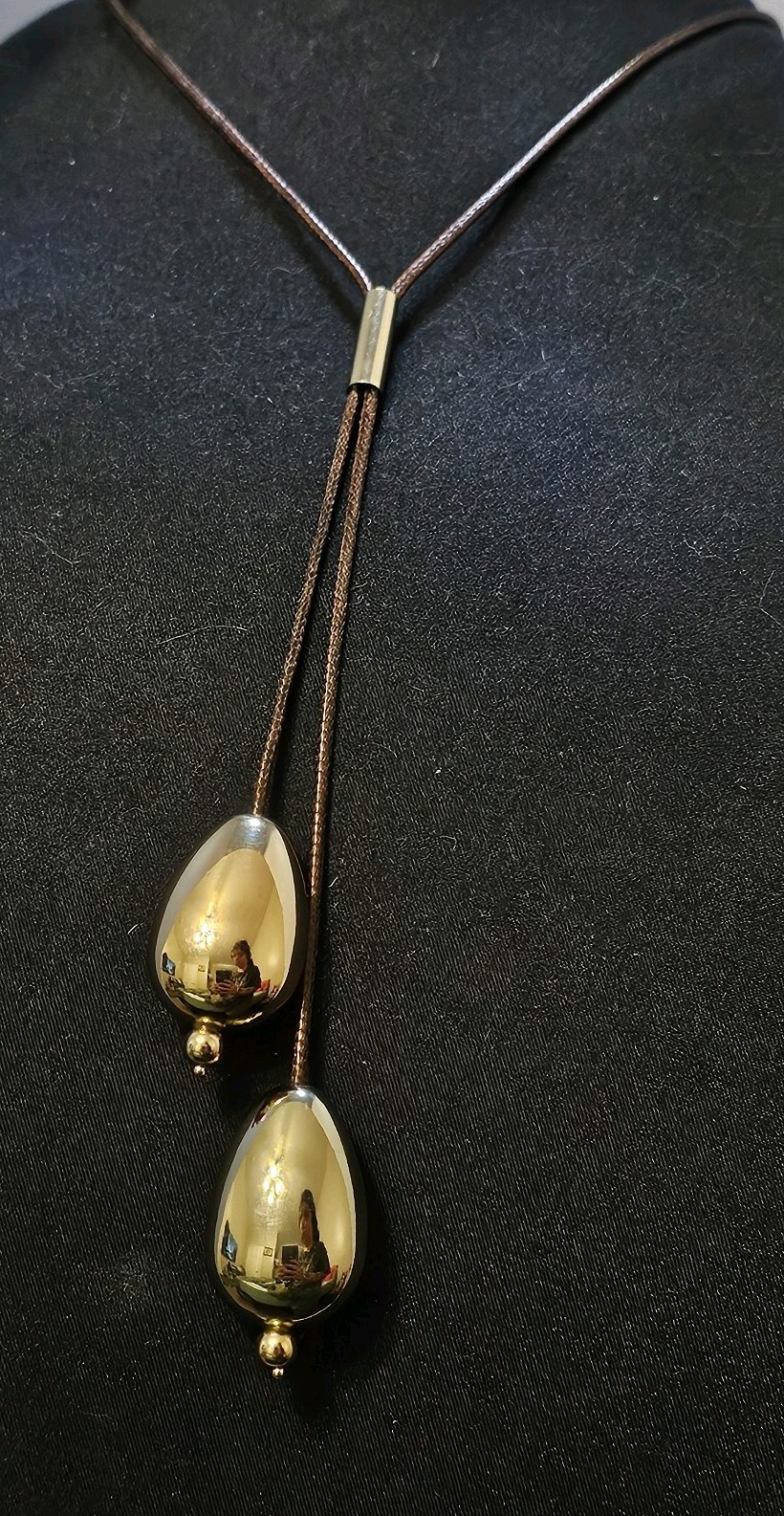 Chico’s Lariat Necklace Gold Tone Teardrop Pendants Brown Cord Adjustable Y Boho