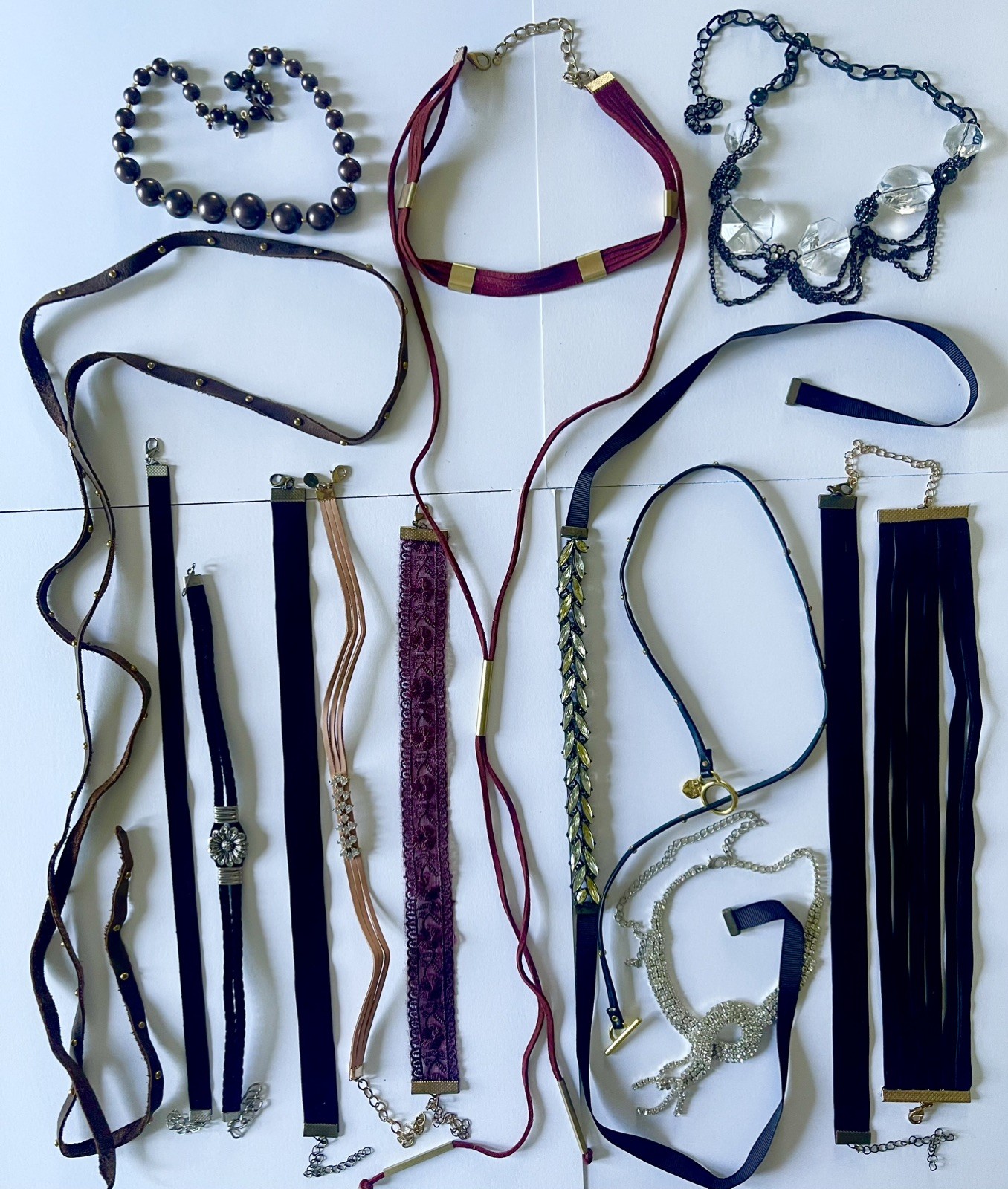 Assorted Lot Of 14 Choker Style Necklaces Leather Lace Crystal Rhinestone Velvet
