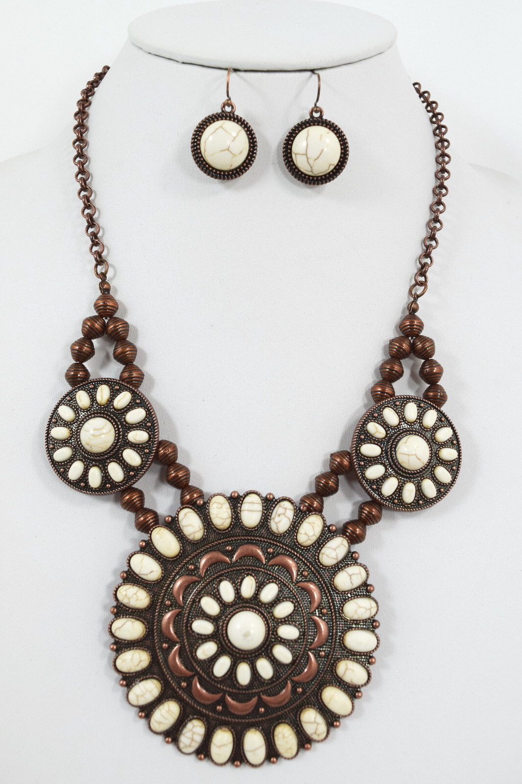 Western White Bohemian Round squash blossom Concho Pendant statement Necklace