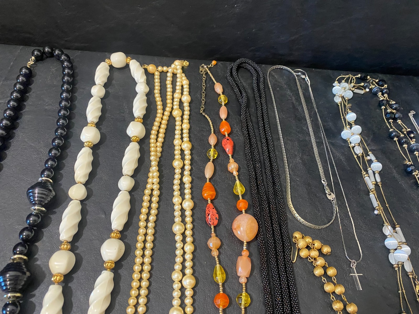 Necklace lot 55 necklaces jewelry pendant beaded chain mixed brands