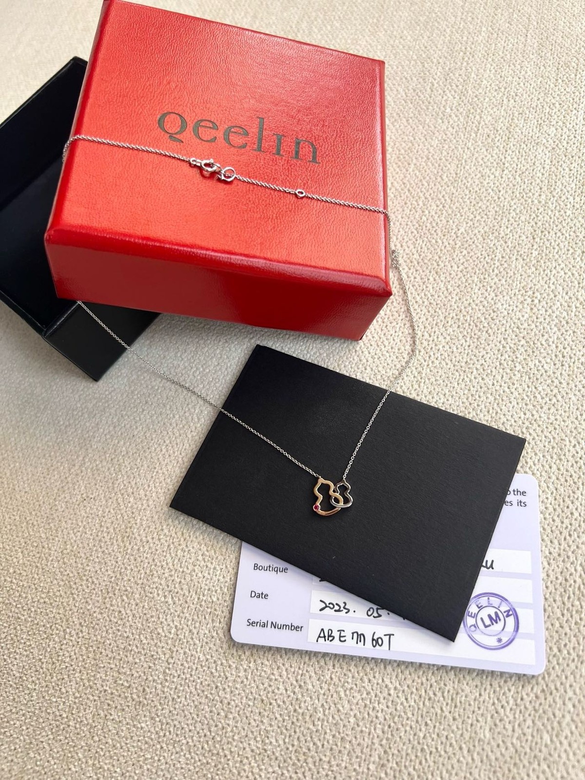 Authentic QEELIN Necklace Double Gourd 18K Rose Gold Pendant Jewelry France