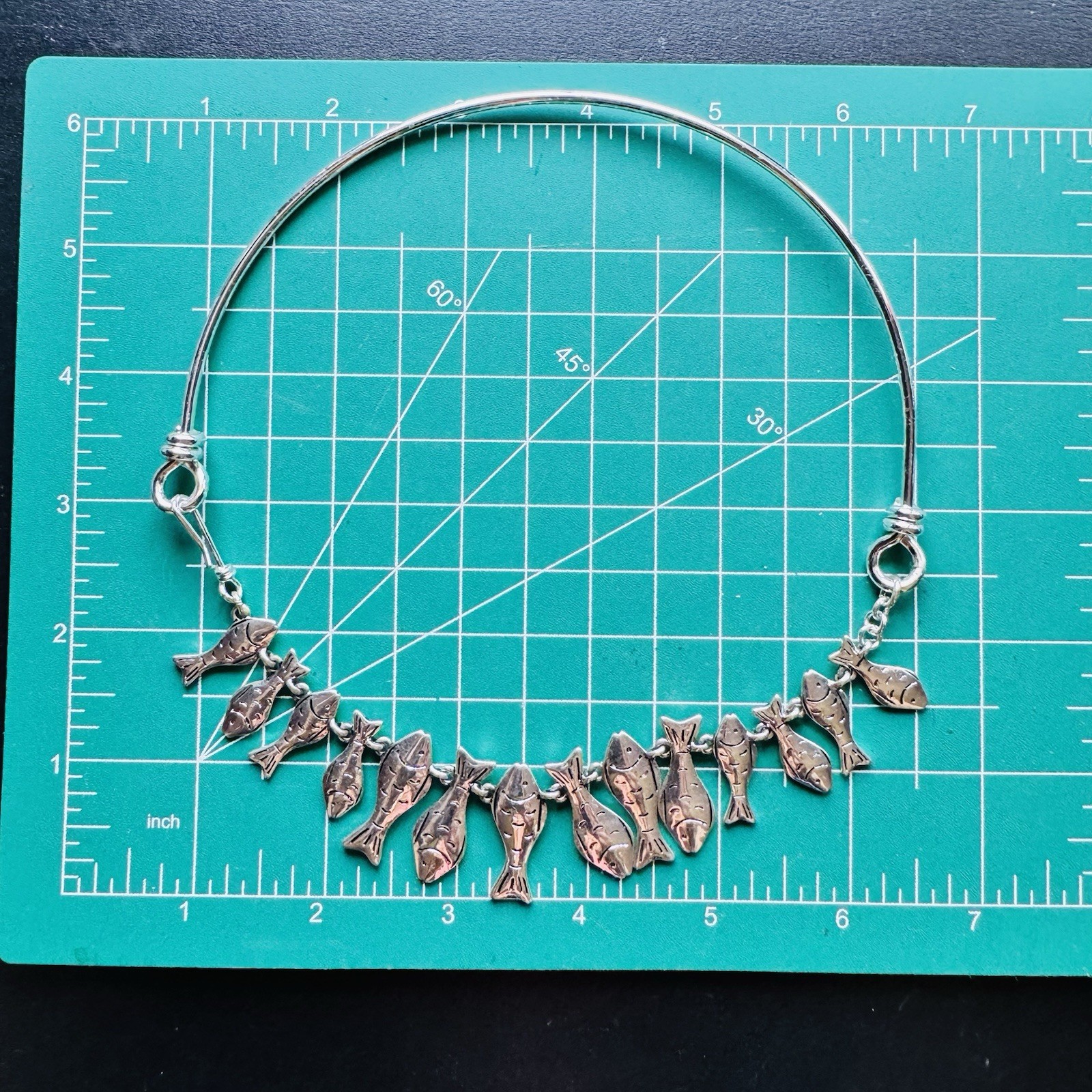 Vintage Style Silver Tone Fish School Charm Collar Necklace Coastal Nautical Fun