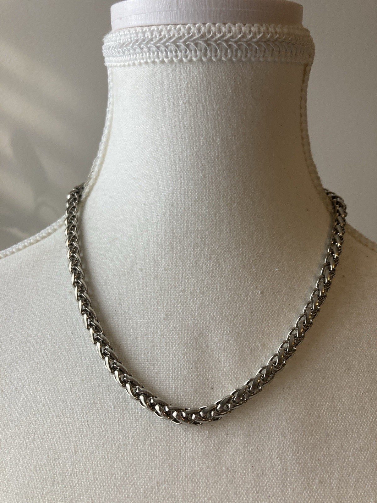 Silver Tone Curb Chain Necklace Lobster Classic Everyday Wear Thick