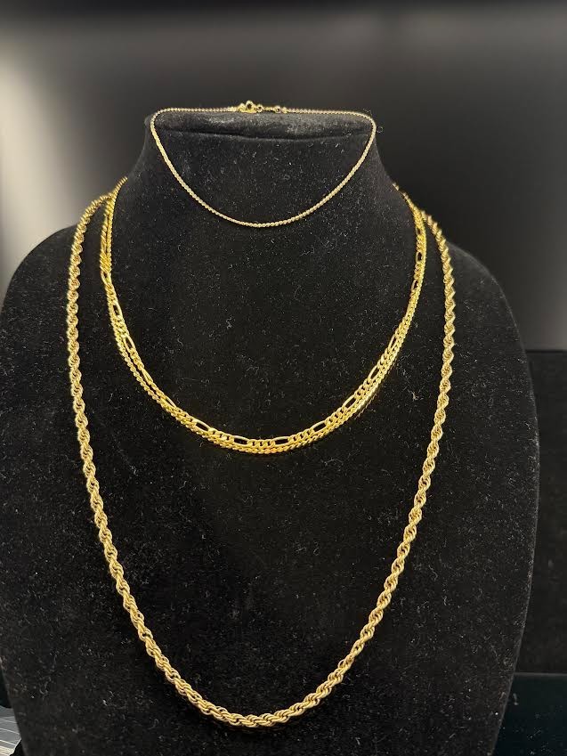 Lot 3 Gold Tone Chain Necklaces + D Initial Bracelet Figaro Rope Curb