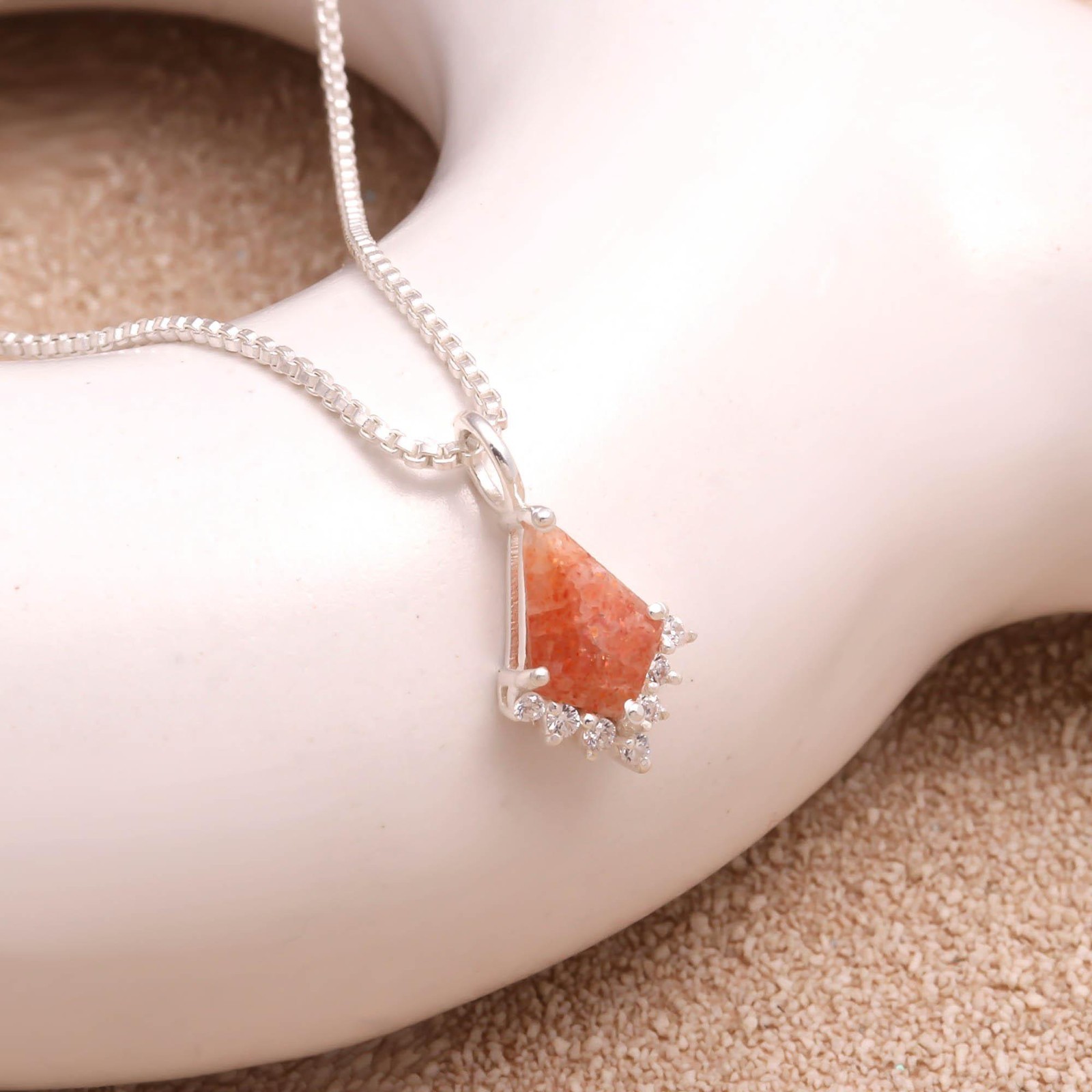 100% Natural Sunstone Kite Chain Necklace 925 Sterling Silver Moissanite Jewelry