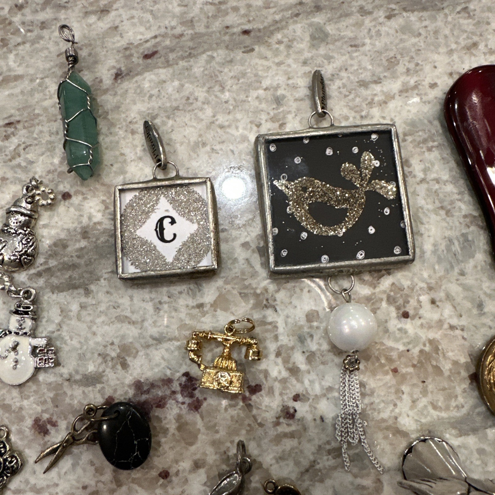 Pendant Charm Jewelry Lot Mix Metals MOP 14 Kt Gf Locket Art Glass Pendants