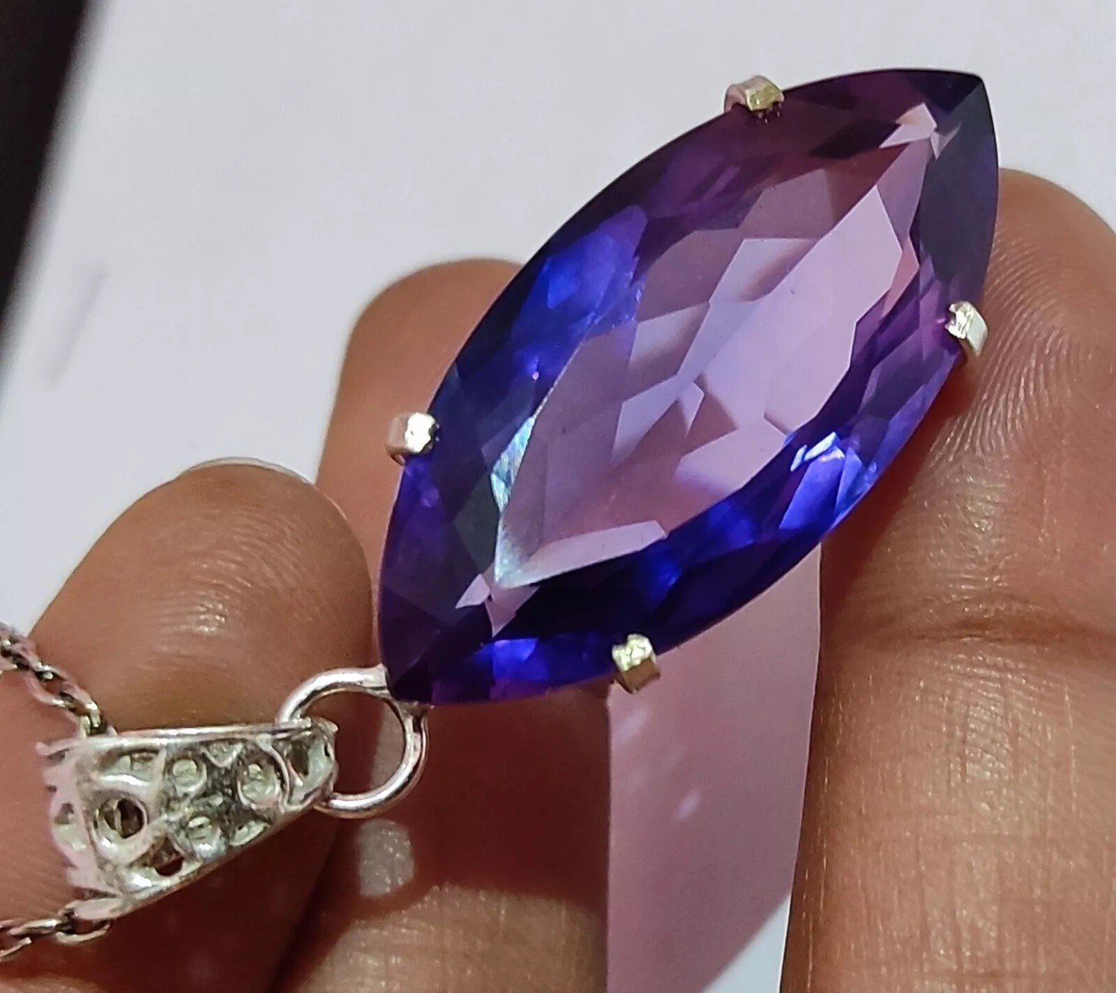 Natural 36.40 CT Color Change Alexandrite Certified Gemstone Pendant 925 Silver