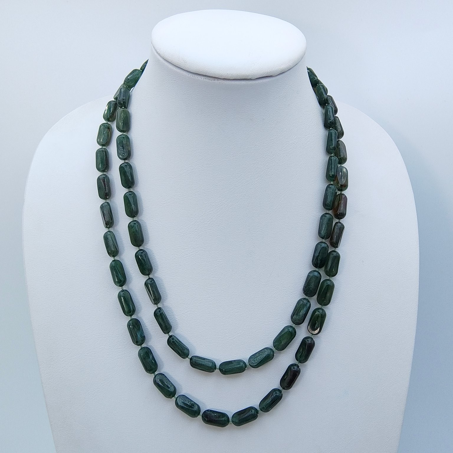 Vintage Long Dark Green Beaded Rope Necklace 46″ Individually Knotted Retro