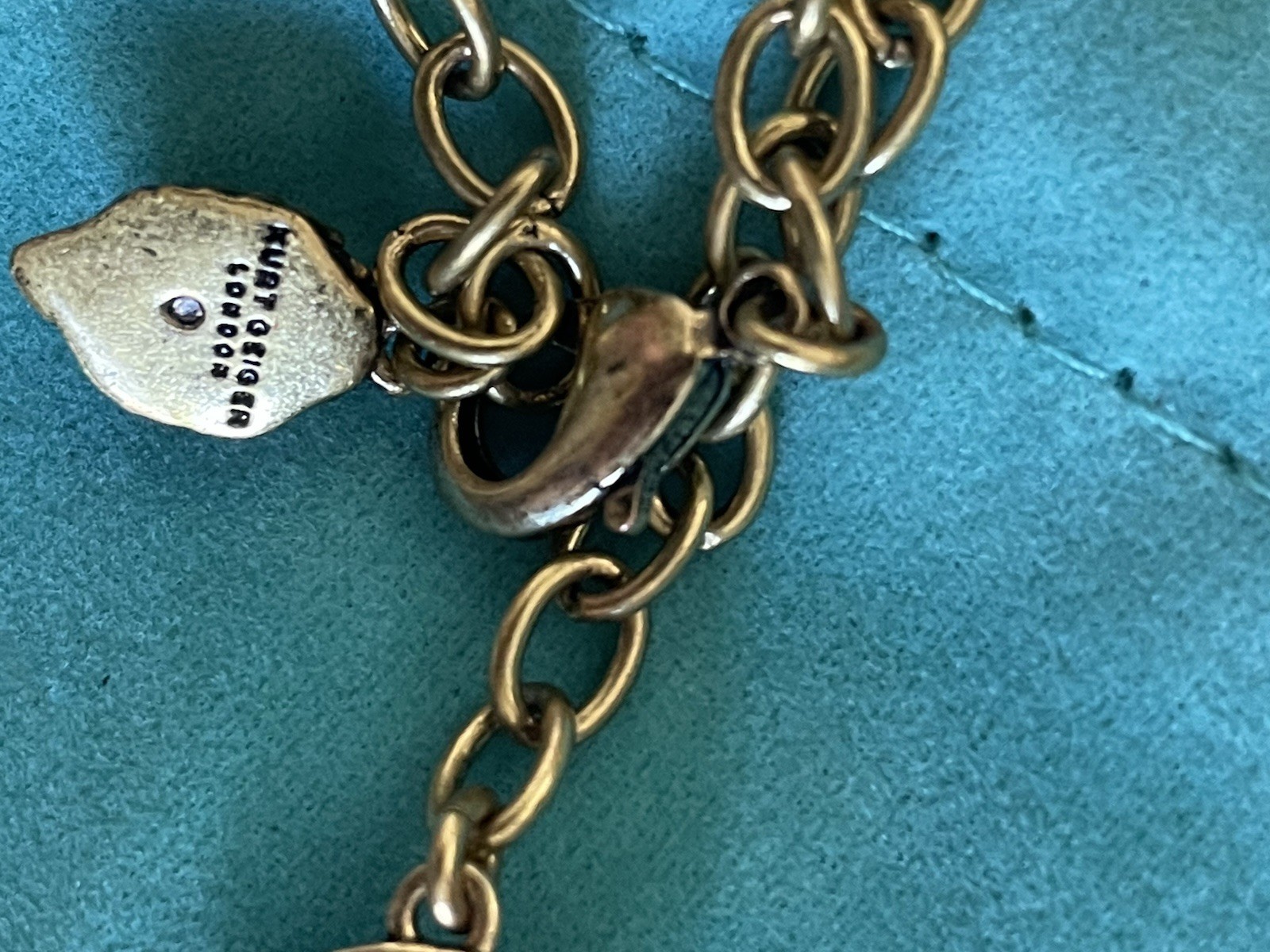KURT GEIGER LONDON GOLD TONE OCTAVIA NECKLACE IN MULTI 16”+2”