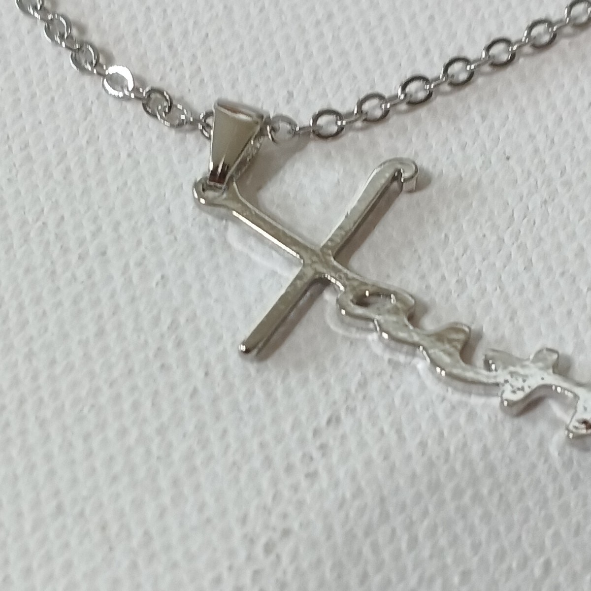 NWOT faith pendant One size Necklace Brass plated silver 18 in Length