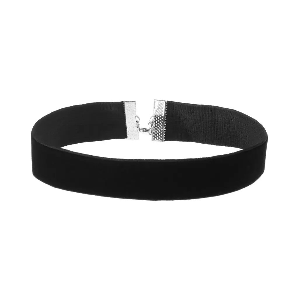 1Pcs Black Velvet Choker Necklace Gothic Punk Adjustable Women Jewelry