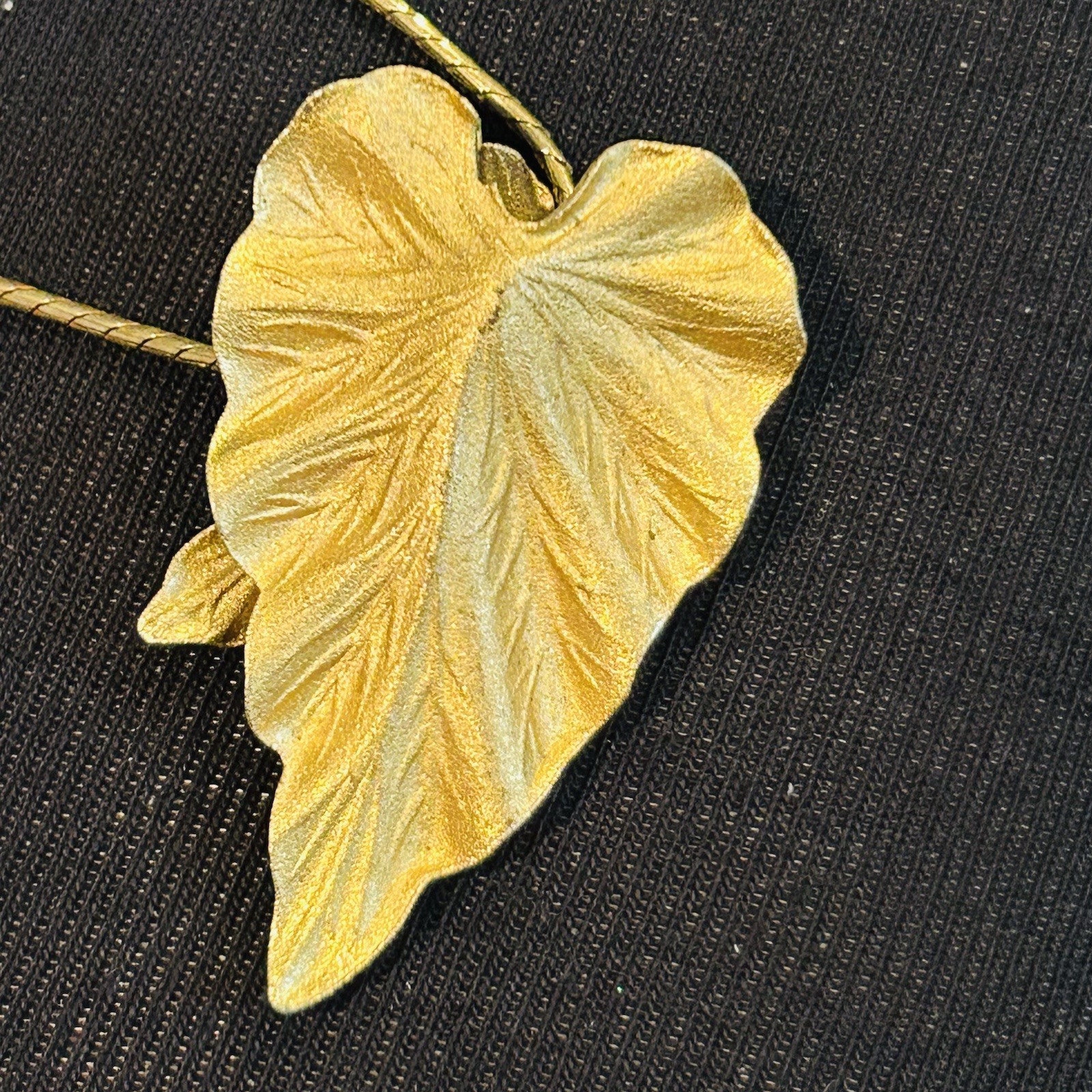 Vintage Monet Double Leaf Chain Gold Tone 16″ Necklace Delicate Dainty