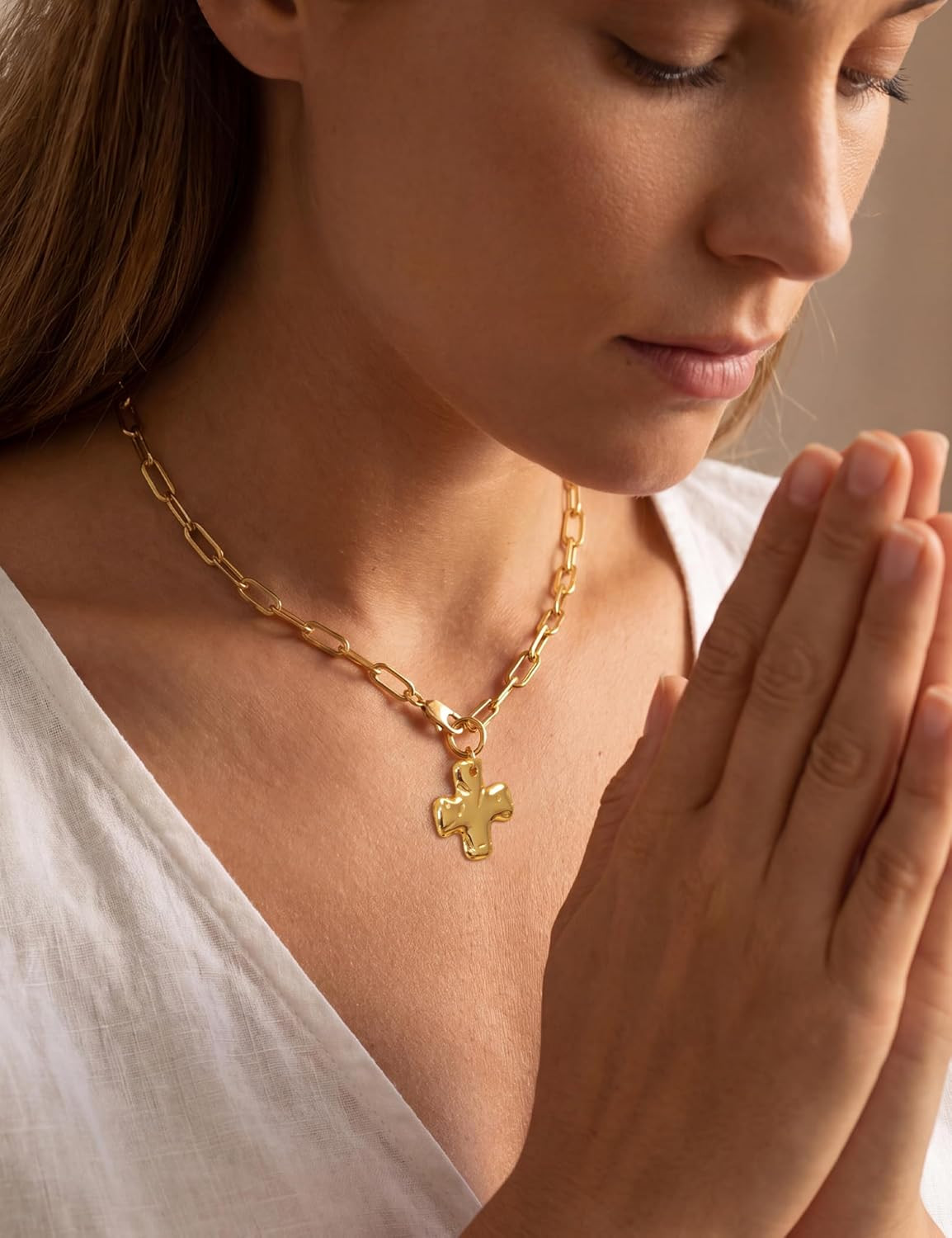 Gold Chunky Cross Necklace for Women Toggle Hammered Cross Chunky Necklaces | 14