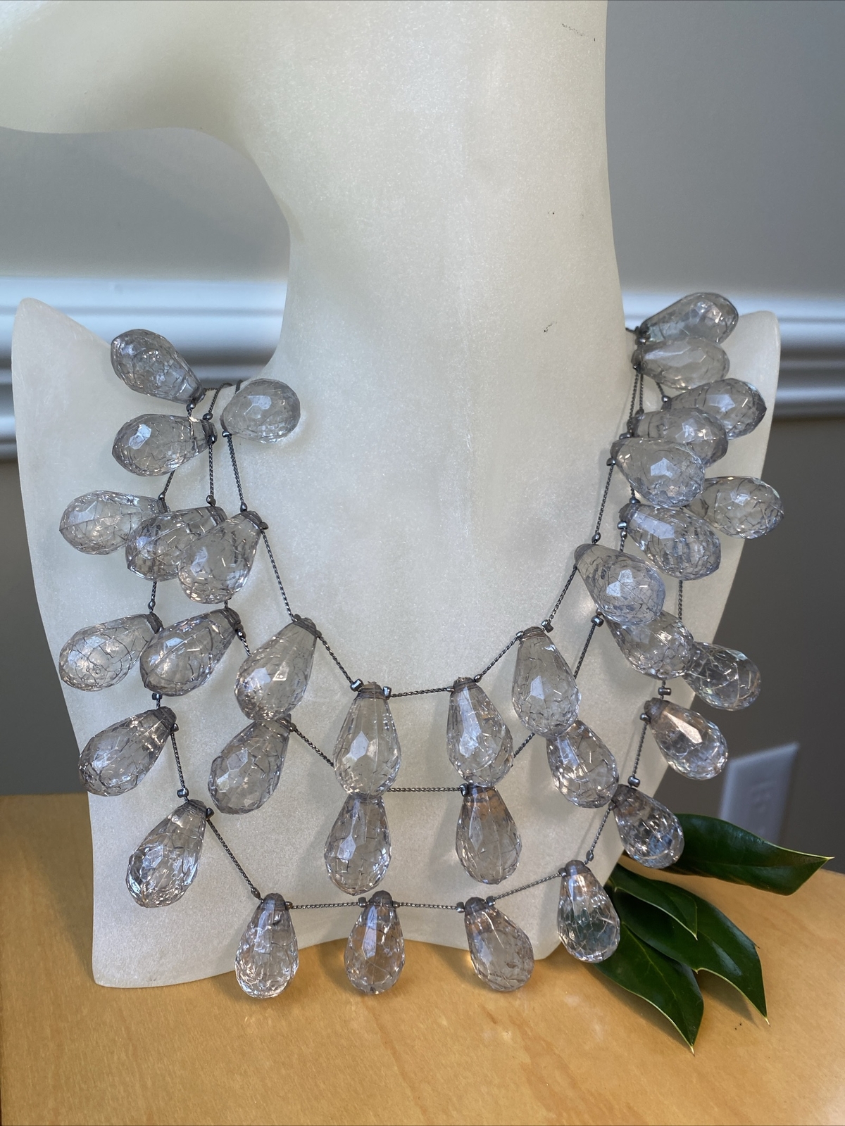 Vintage Clear Lucite Fringe Heavy Necklace Estate Jewelry Pre-Owned 18″+2″
