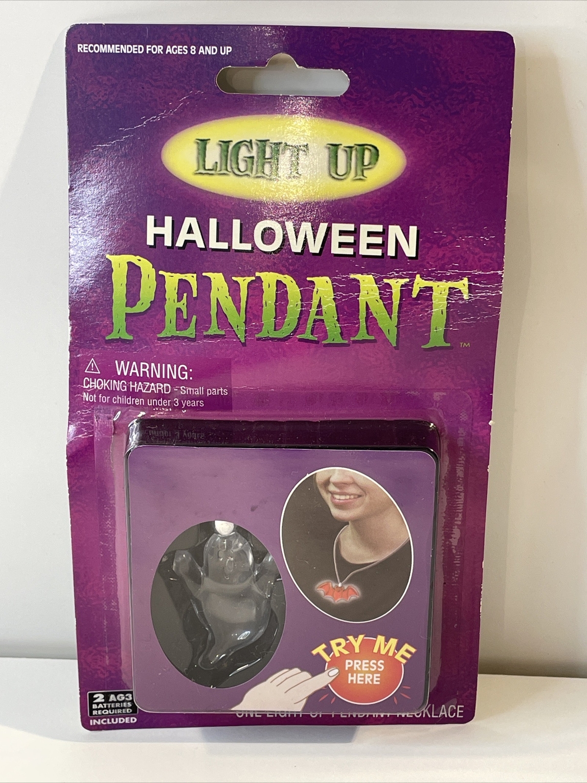NOS Halloween Light Up Glow Ghost Pendant Clear Glows Red A7