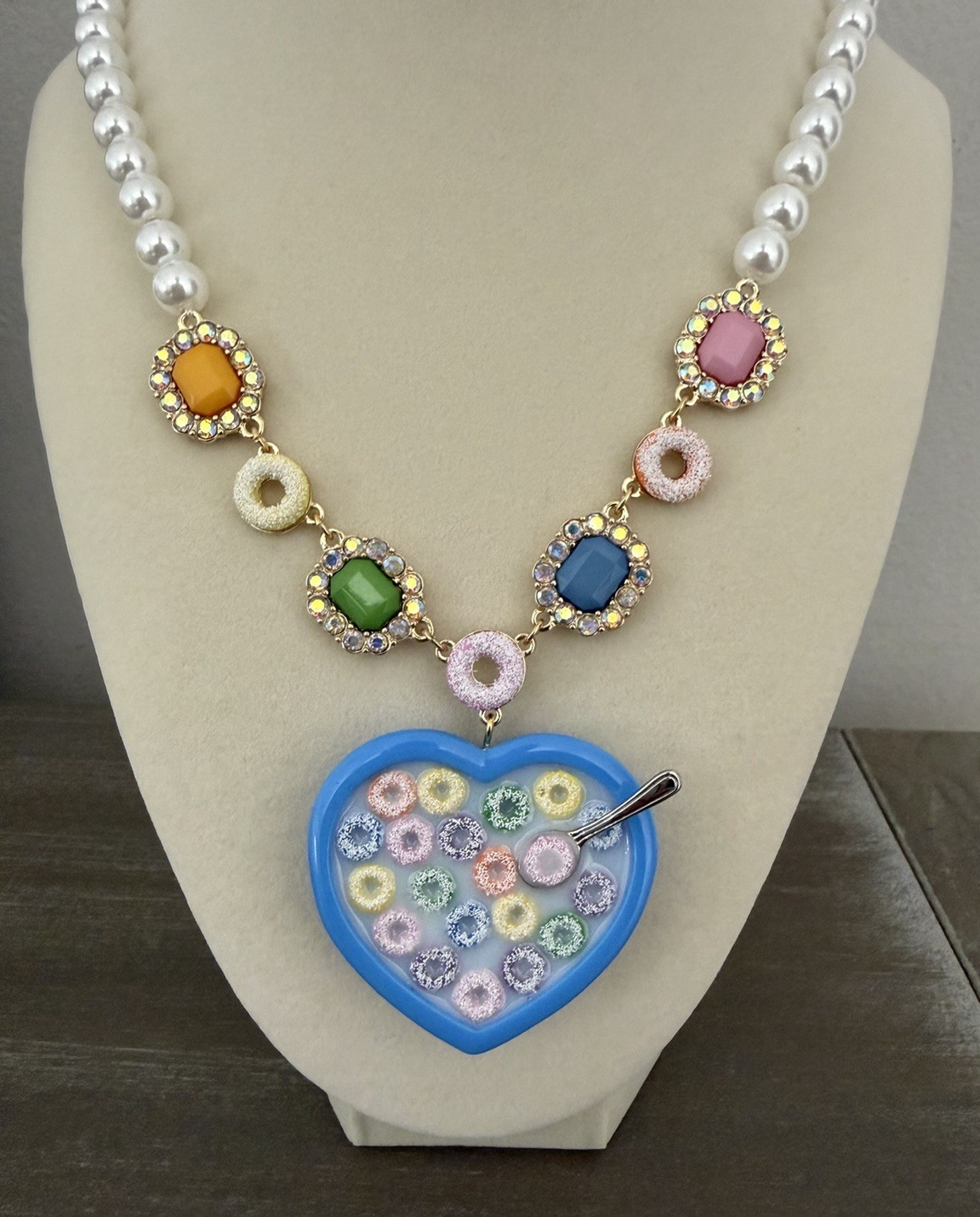 Betsey Johnson Cereal Bowl Heart Pendant Pearl Necklace NWT Statement Rare