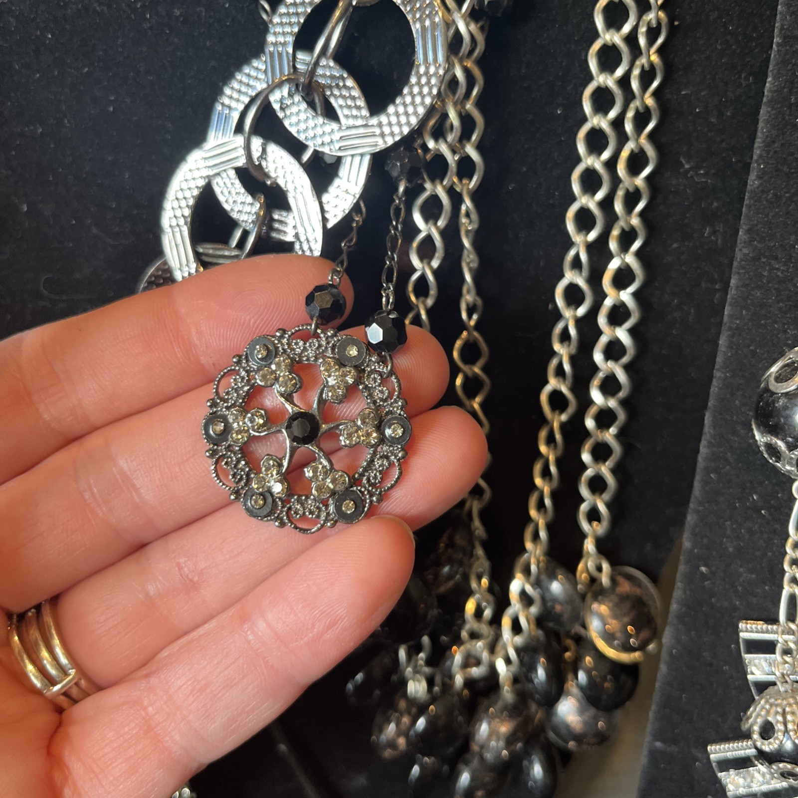 Jewelry Fashion lot Necklace Bracelet Earrings Estate Finds Bundle Bulk Women’s