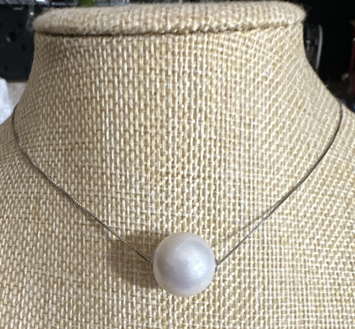 15mm White Round Floating Edison Pearl Pendant Necklace Silver Tone Pin Chain