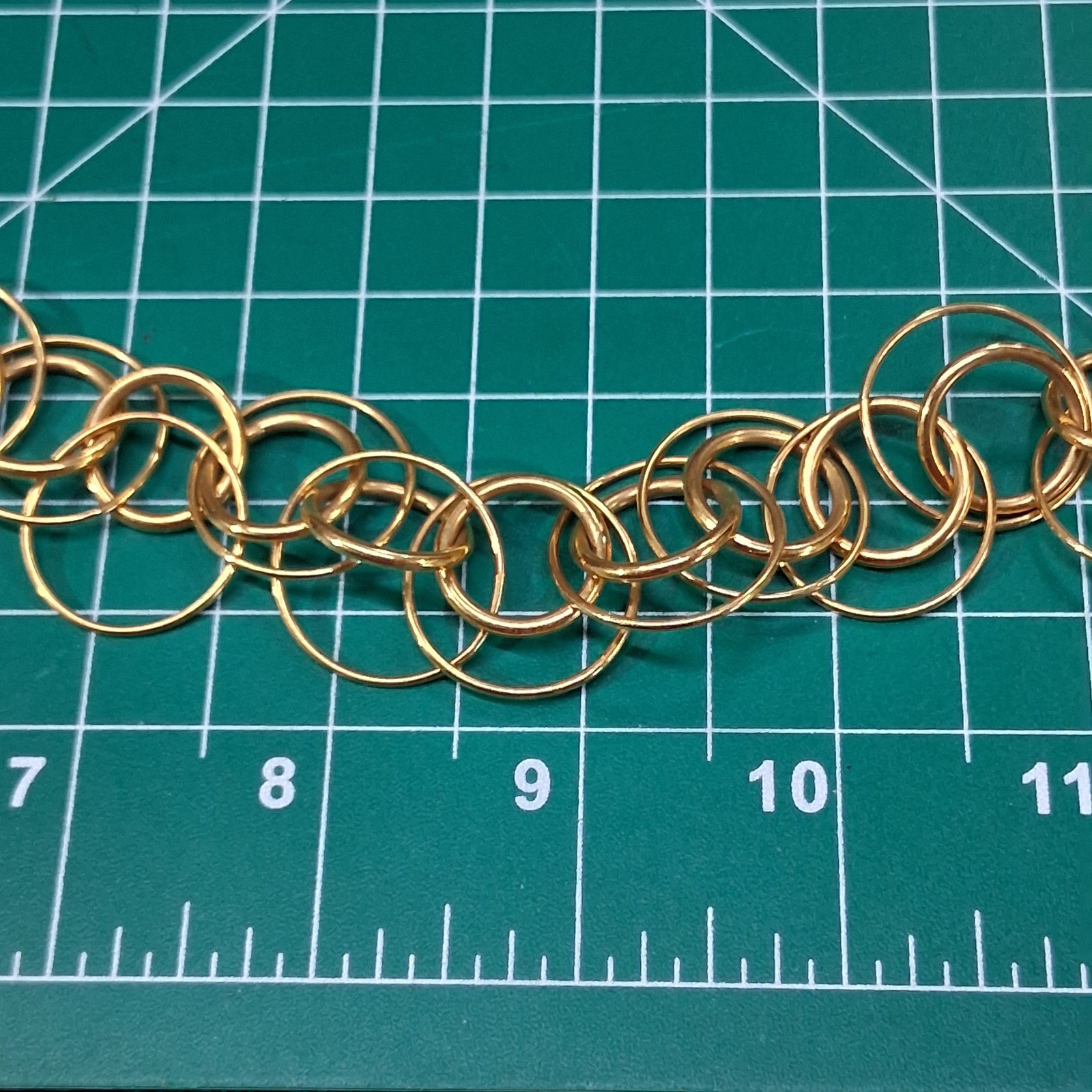 Vintage Gold Tone Multiple Interlocking Ring Link Chain 26” Necklace