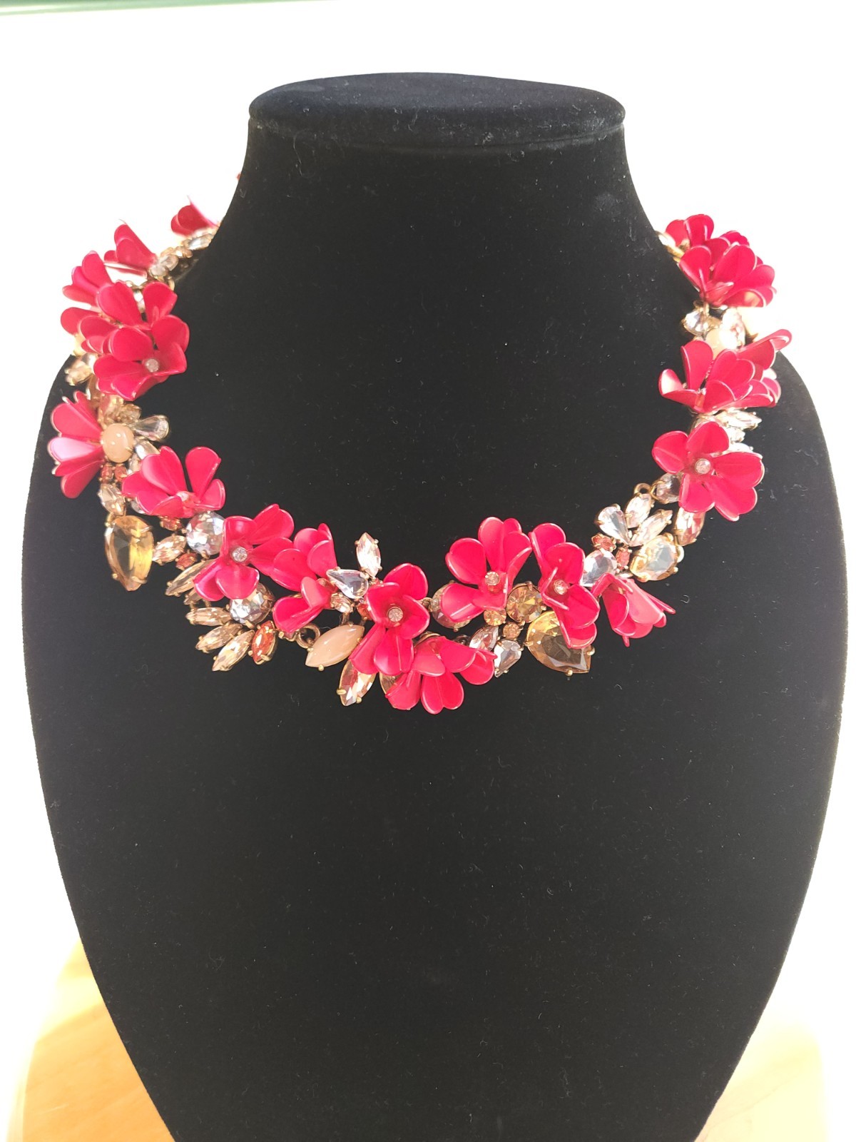 J.CREW Signed Red Flower Collar Statement Necklace Crystal Rhinestone Lobster
