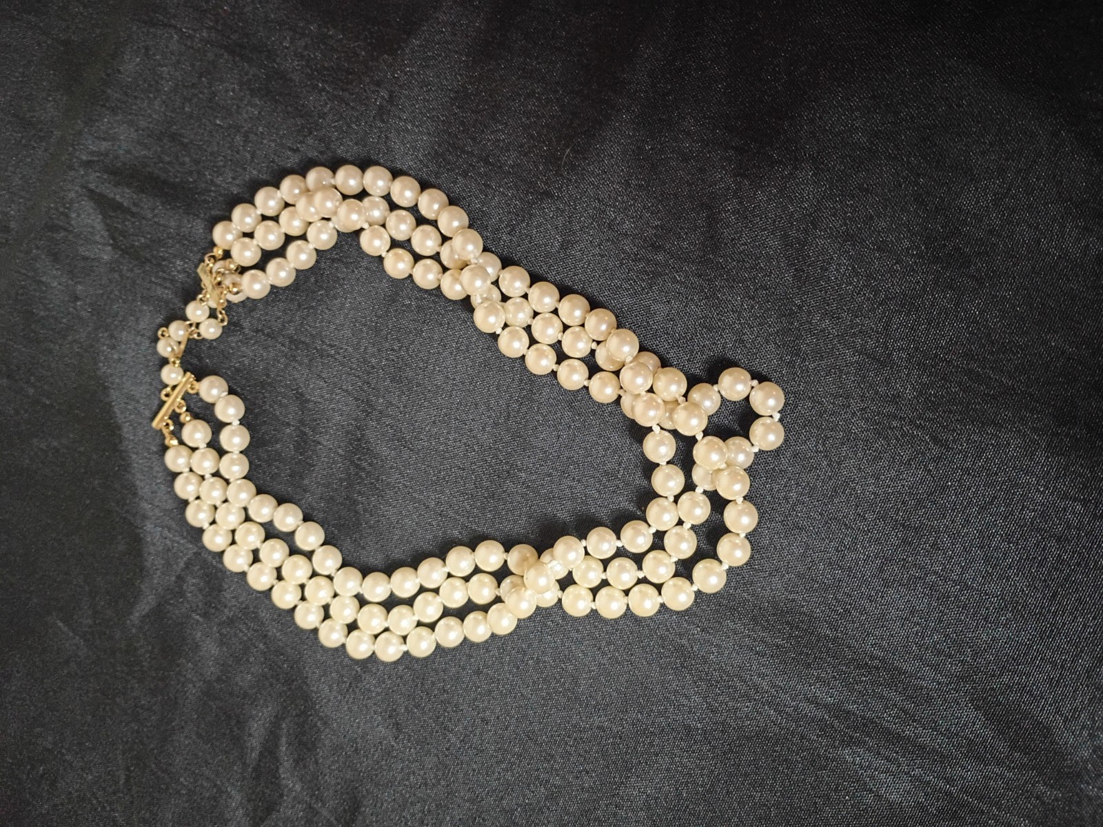 Pearl Necklace With An Extender