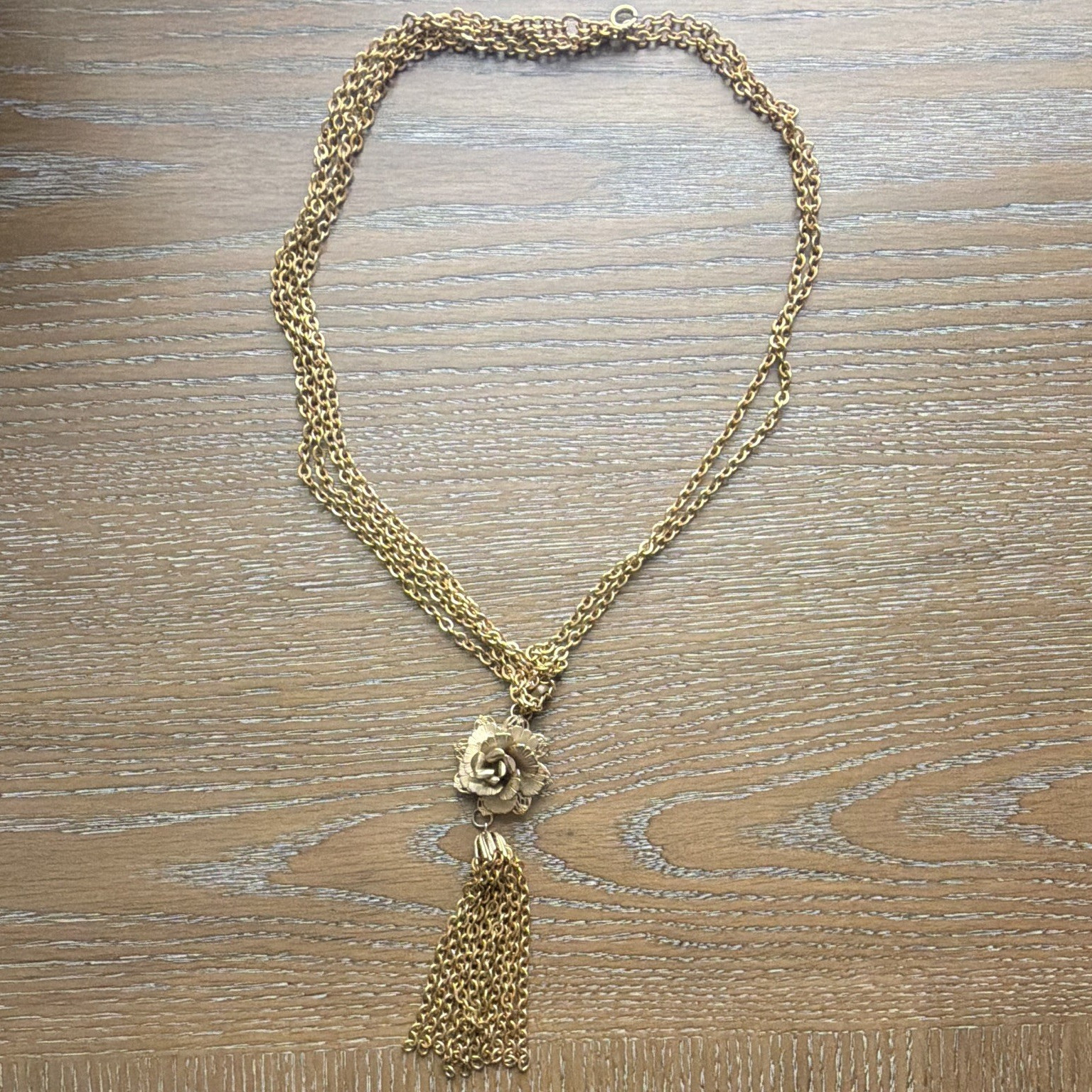 Gold Tone Metal Rope Chain Necklace Flower Pendant Tassel, No Stones